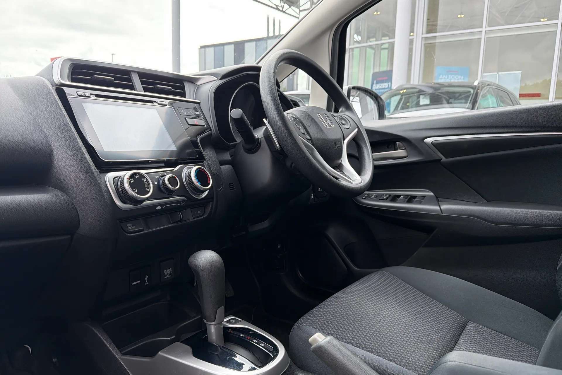 A 2020 HONDA JAZZ 1.3 i-VTEC SE 5dr CVT A 2020 HONDA JAZZ 1.3 i-VTEC SE 5dr CVT