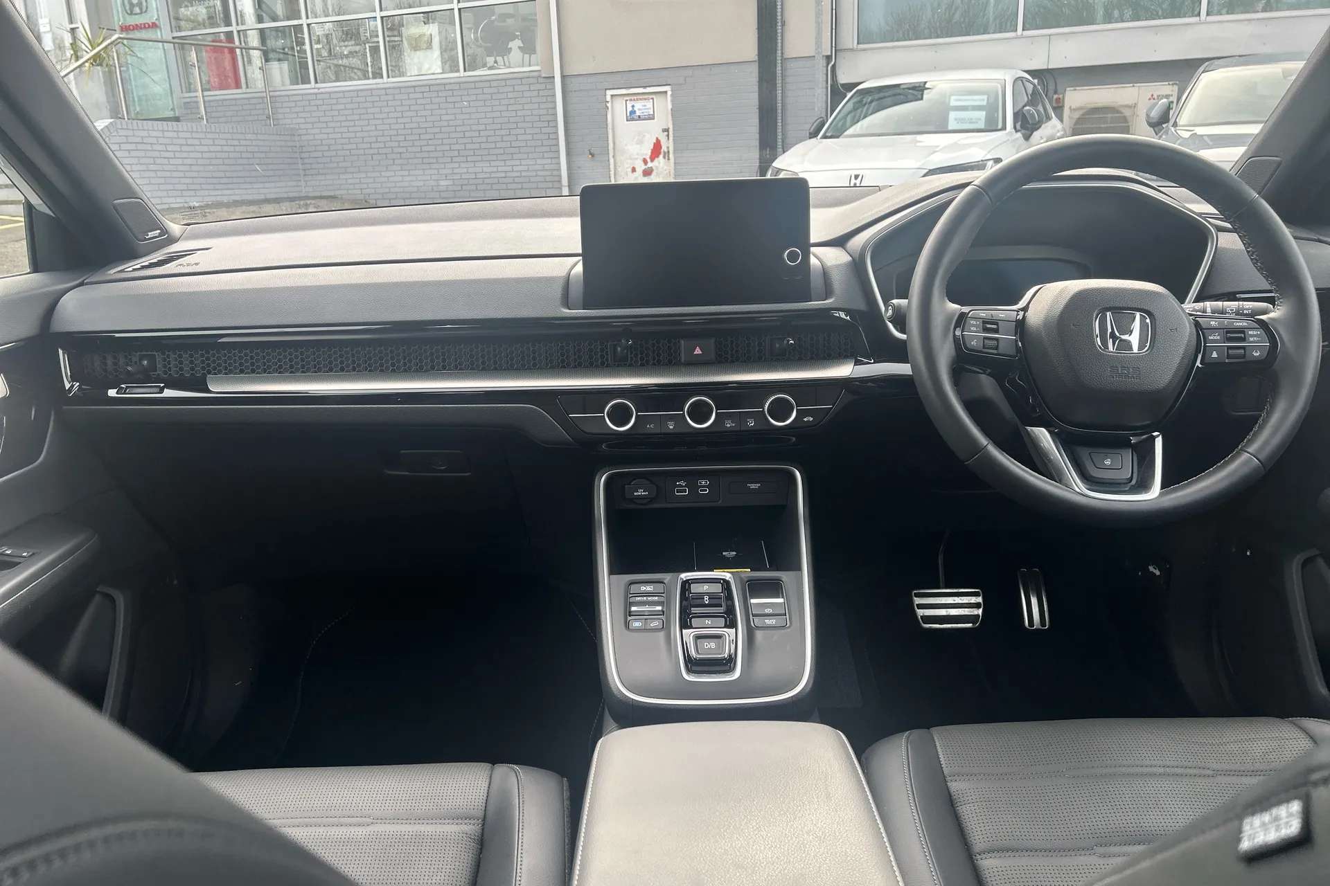 A 2025 HONDA CR-V 2.0 ePHEV Advance Tech 5dr eCVT A 2025 HONDA CR-V 2.0 ePHEV Advance Tech 5dr eCVT