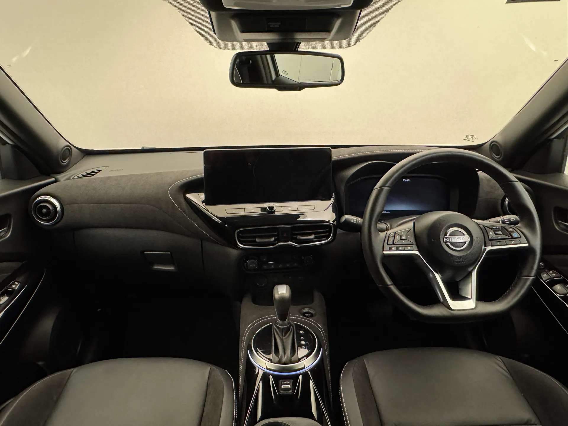 A 2025 NISSAN JUKE 1.6 Hybrid Tekna+ 5dr Auto A 2025 NISSAN JUKE 1.6 Hybrid Tekna+ 5dr Auto