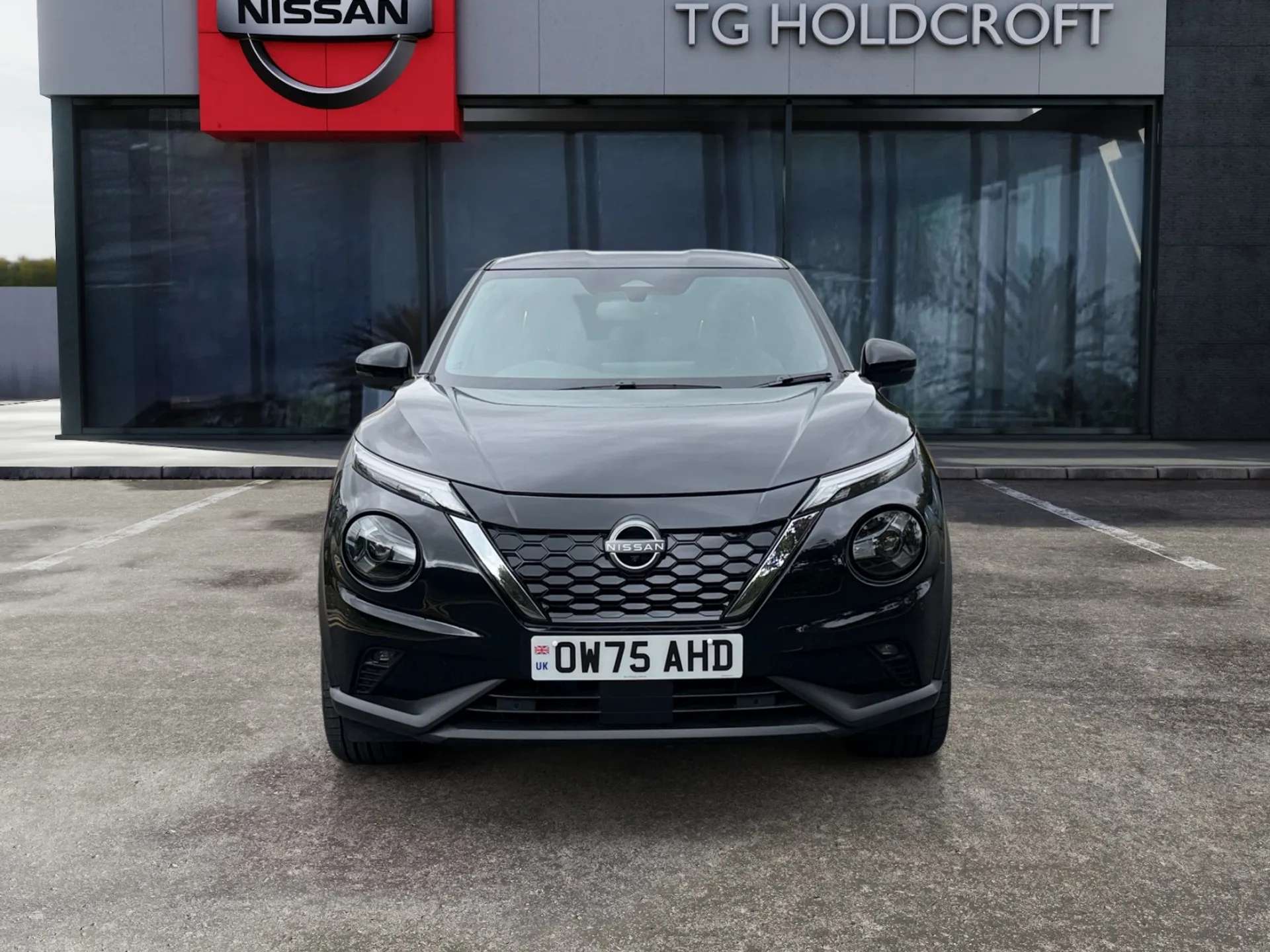 A 2025 NISSAN JUKE 1.6 Hybrid Tekna 5dr Auto A 2025 NISSAN JUKE 1.6 Hybrid Tekna 5dr Auto