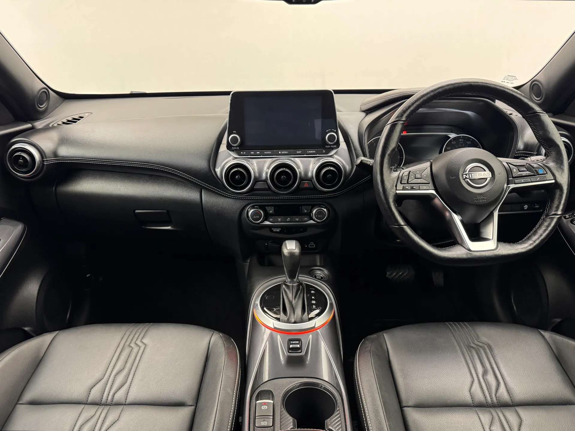 A 2023 NISSAN JUKE 1.0 DiG-T 114 Tekna 5dr DCT A 2023 NISSAN JUKE 1.0 DiG-T 114 Tekna 5dr DCT