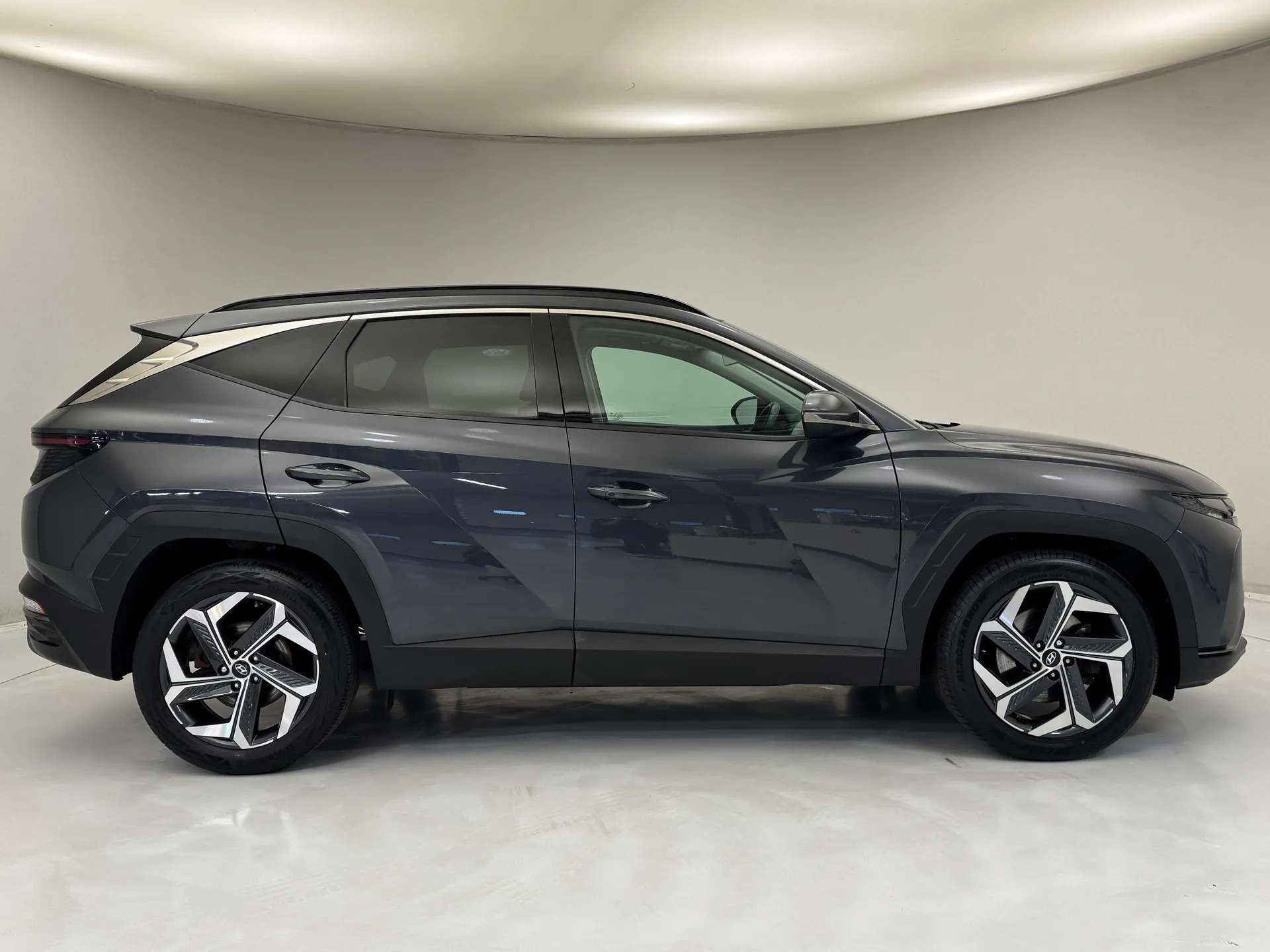 A 2022 HYUNDAI TUCSON 1.6 TGDi Ultimate 5dr 2WD A 2022 HYUNDAI TUCSON 1.6 TGDi Ultimate 5dr 2WD