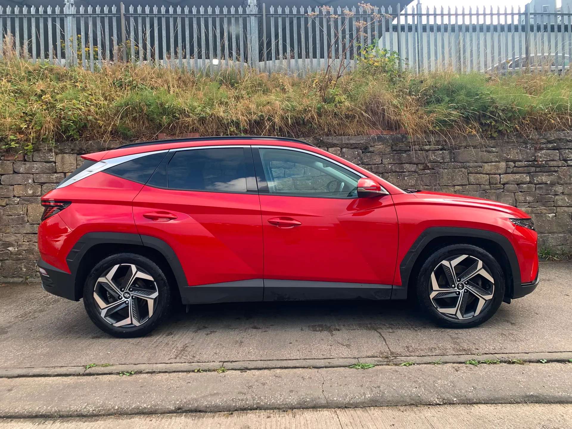 A 2022 HYUNDAI TUCSON 1.6 TGDi Ultimate 5dr 2WD âPANORAMIC ROOFâPOWER TAILGATE A 2022 HYUNDAI TUCSON 1.6 TGDi Ultimate 5dr 2WD âPANORAMIC ROOFâPOWER TAILGATE