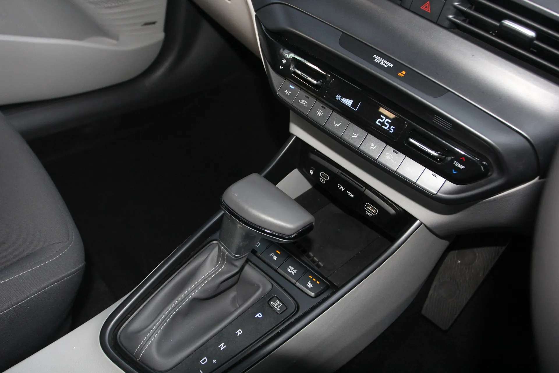 2024 HYUNDAI BAYON 2024 HYUNDAI BAYON