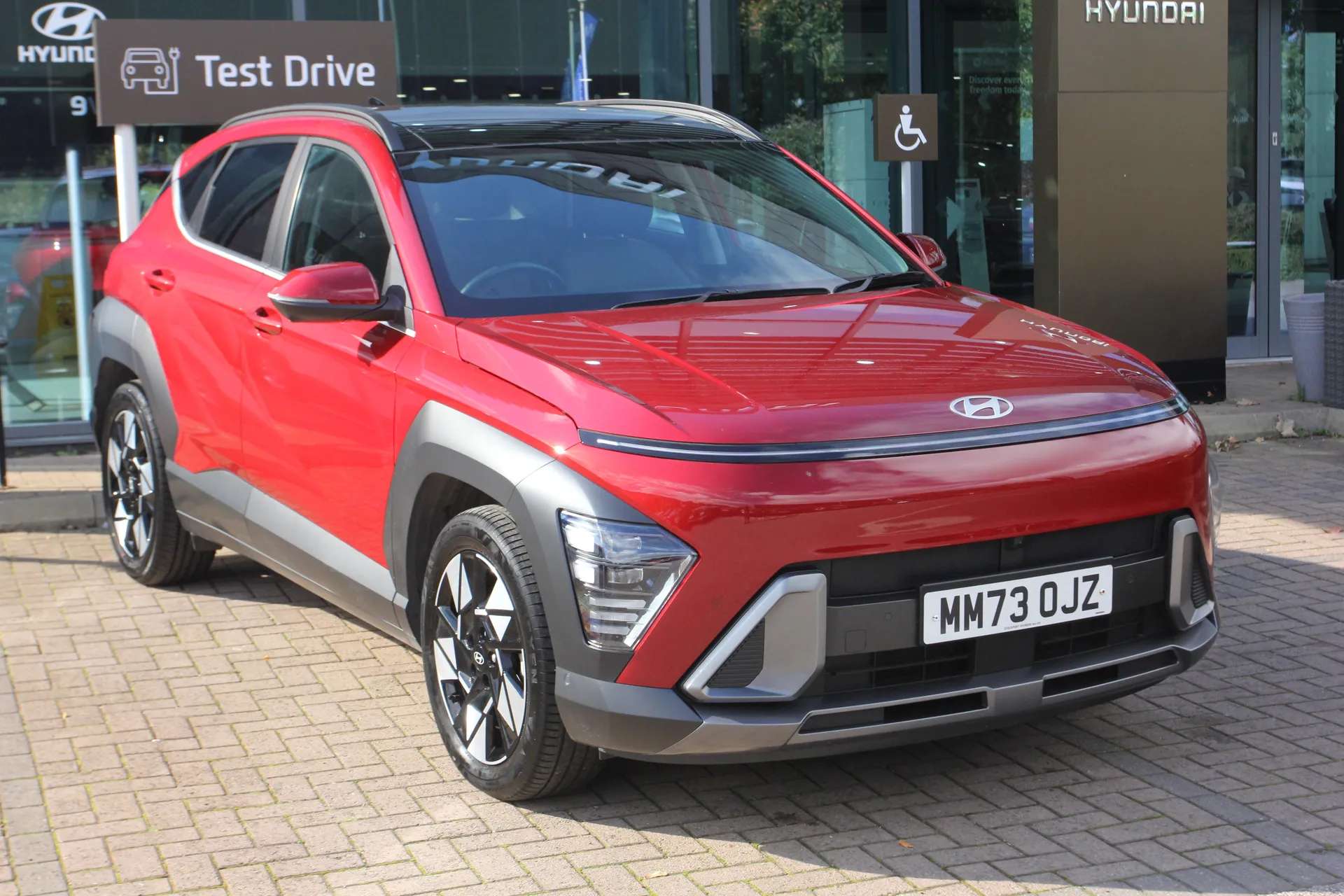 A 2023 HYUNDAI KONA 1.6 GDi Hybrid Ultimate 5dr DCT ZERO DEPOSIT FINANCE AVAILABLE A 2023 HYUNDAI KONA 1.6 GDi Hybrid Ultimate 5dr DCT ZERO DEPOSIT FINANCE AVAILABLE