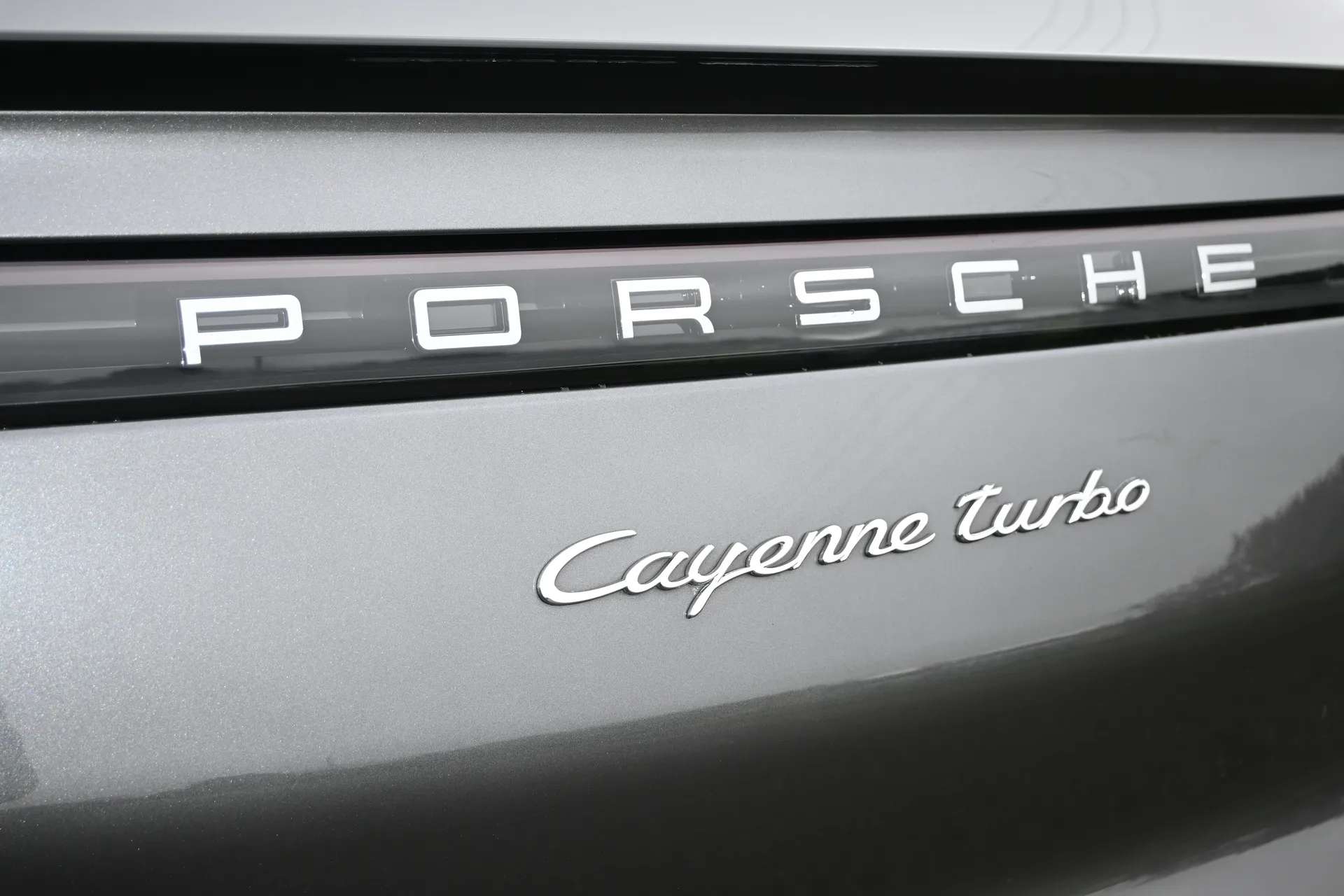 2019 PORSCHE CAYENNE 2019 PORSCHE CAYENNE