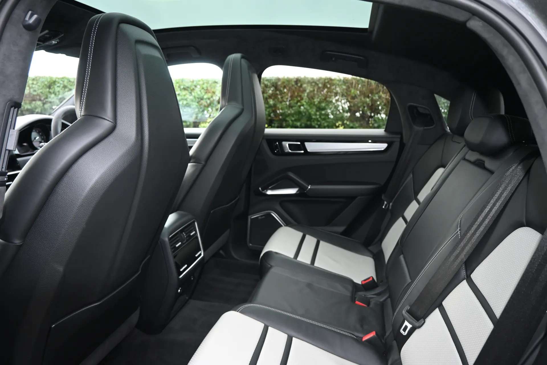 2019 PORSCHE CAYENNE 2019 PORSCHE CAYENNE