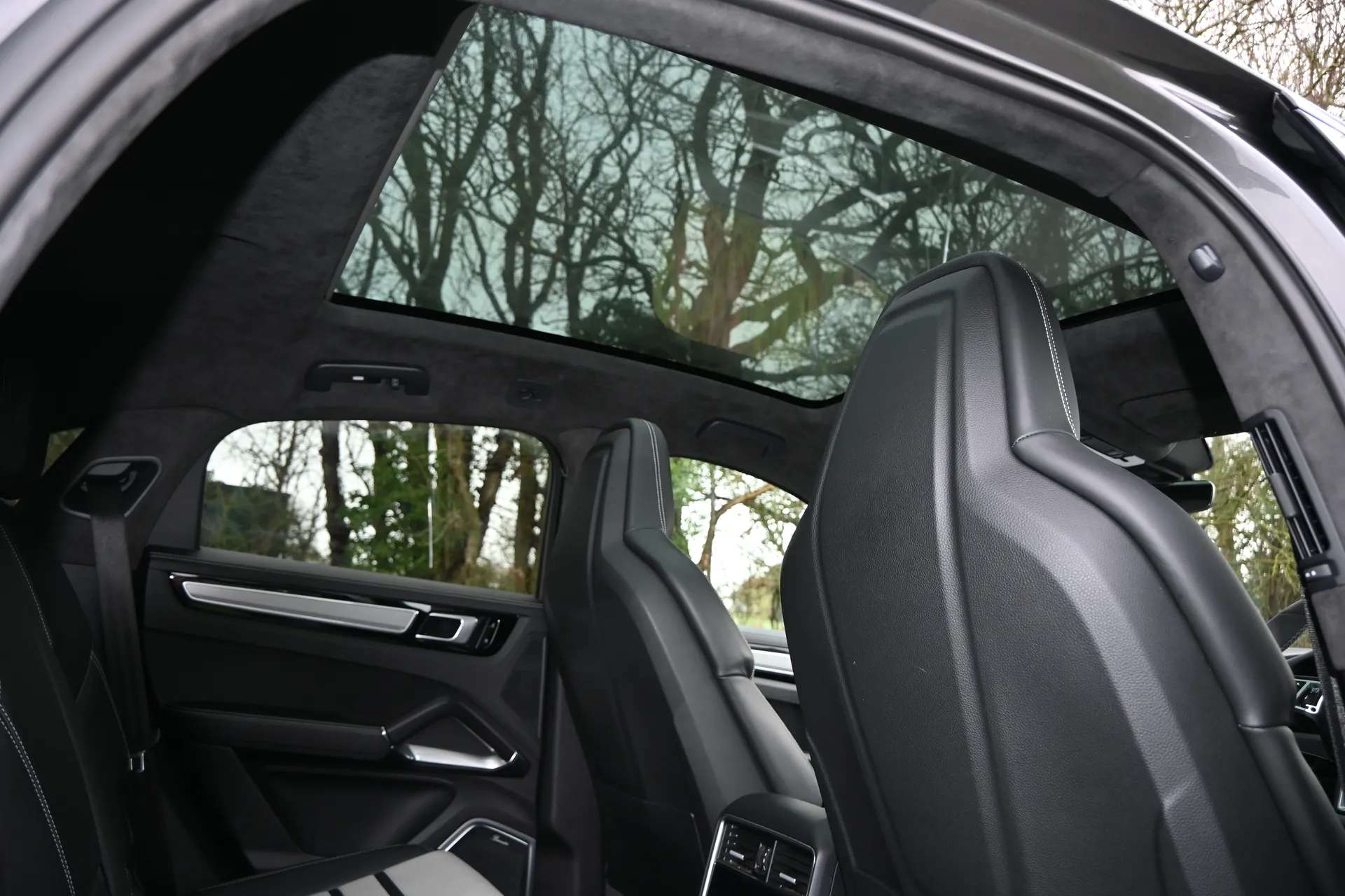 2019 PORSCHE CAYENNE 2019 PORSCHE CAYENNE