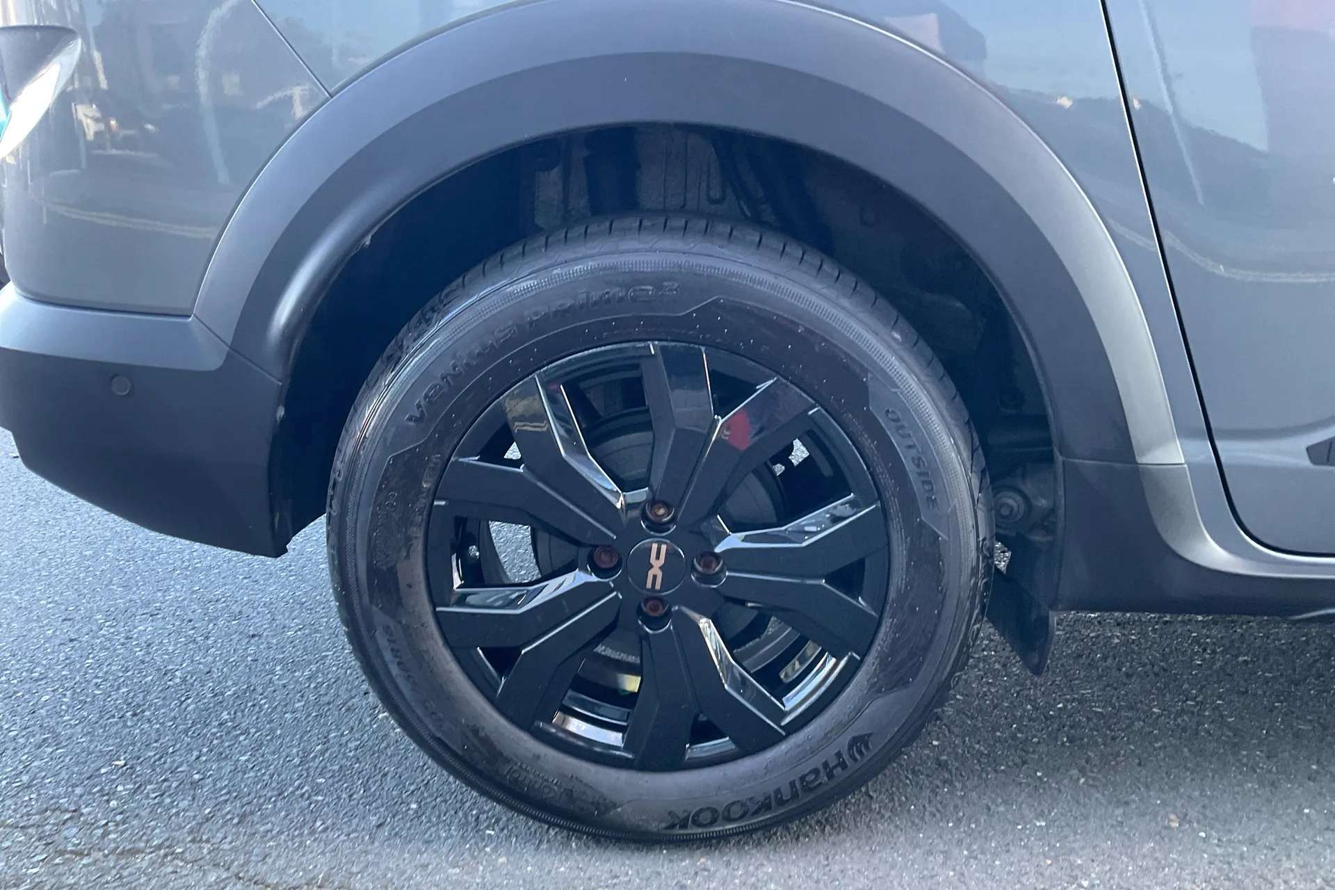 A 2024 DACIA JOGGER 1.6 HEV Extreme 5dr Auto A 2024 DACIA JOGGER 1.6 HEV Extreme 5dr Auto