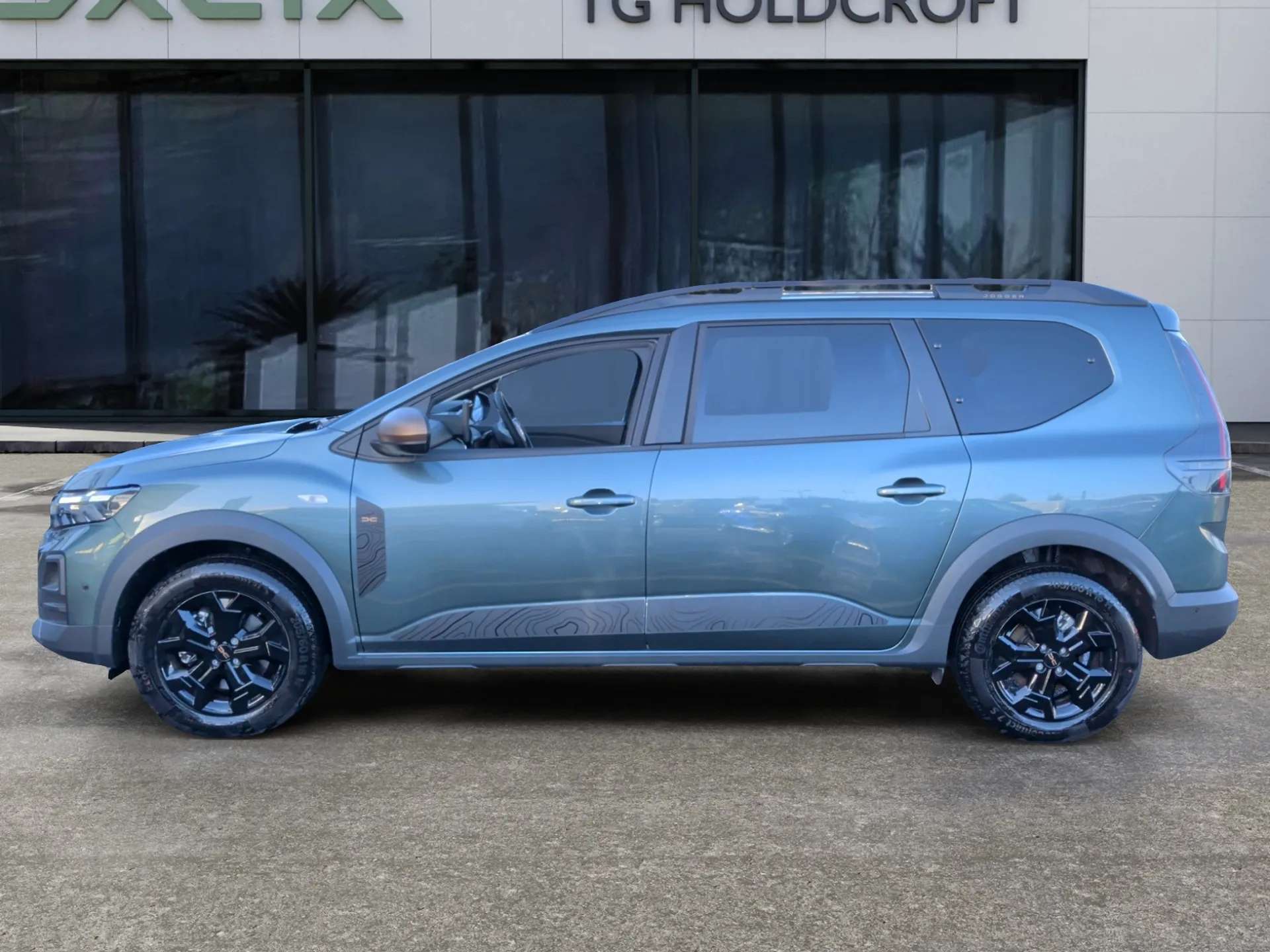 A 2026 DACIA JOGGER 1.8 HEV Extreme 5dr Auto A 2026 DACIA JOGGER 1.8 HEV Extreme 5dr Auto