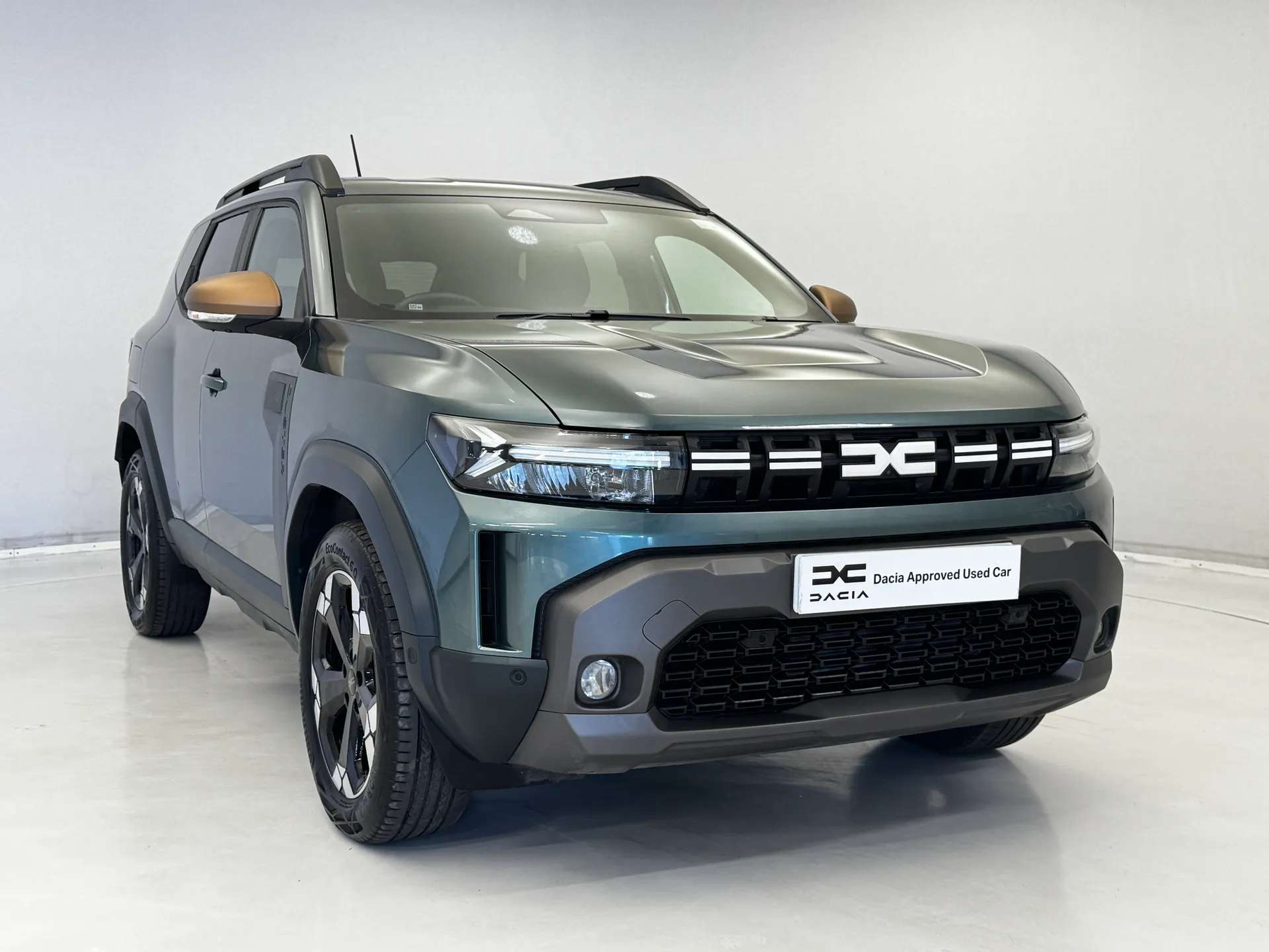 A 2025 DACIA DUSTER 1.6 Hybrid 140 Extreme 5dr Auto A 2025 DACIA DUSTER 1.6 Hybrid 140 Extreme 5dr Auto