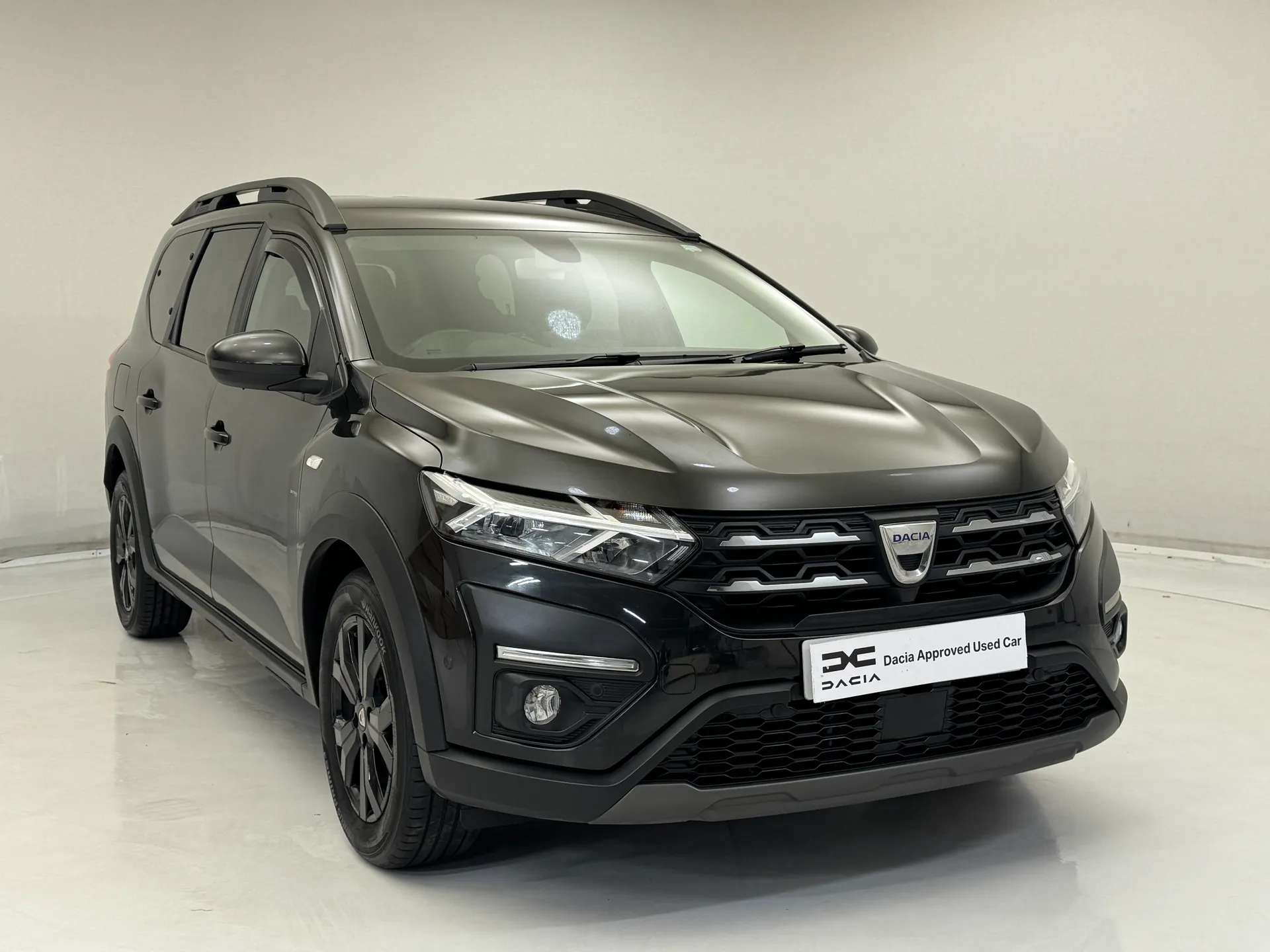 A 2022 DACIA JOGGER 1.0 TCe Extreme SE 5dr A 2022 DACIA JOGGER 1.0 TCe Extreme SE 5dr