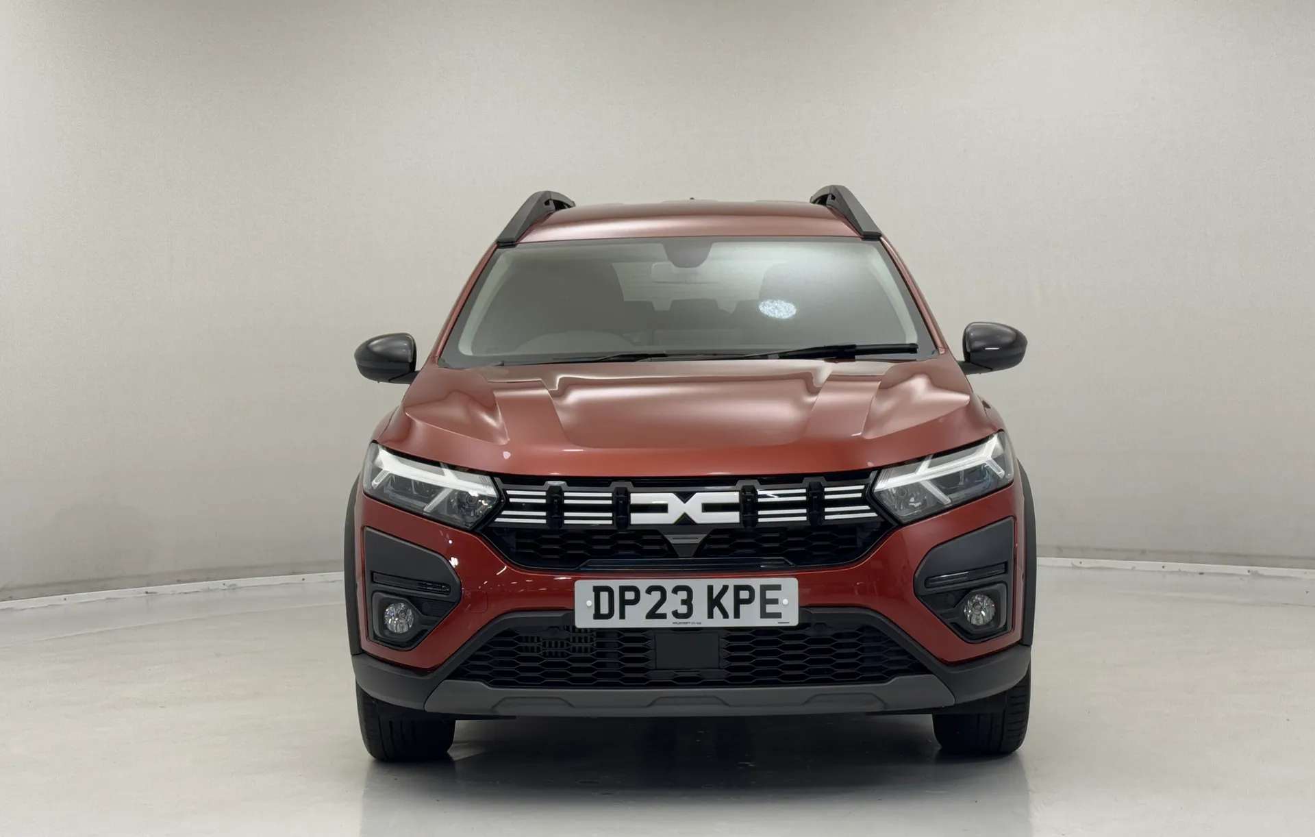 A 2023 DACIA JOGGER 1.0 TCe Extreme SE 5dr A 2023 DACIA JOGGER 1.0 TCe Extreme SE 5dr