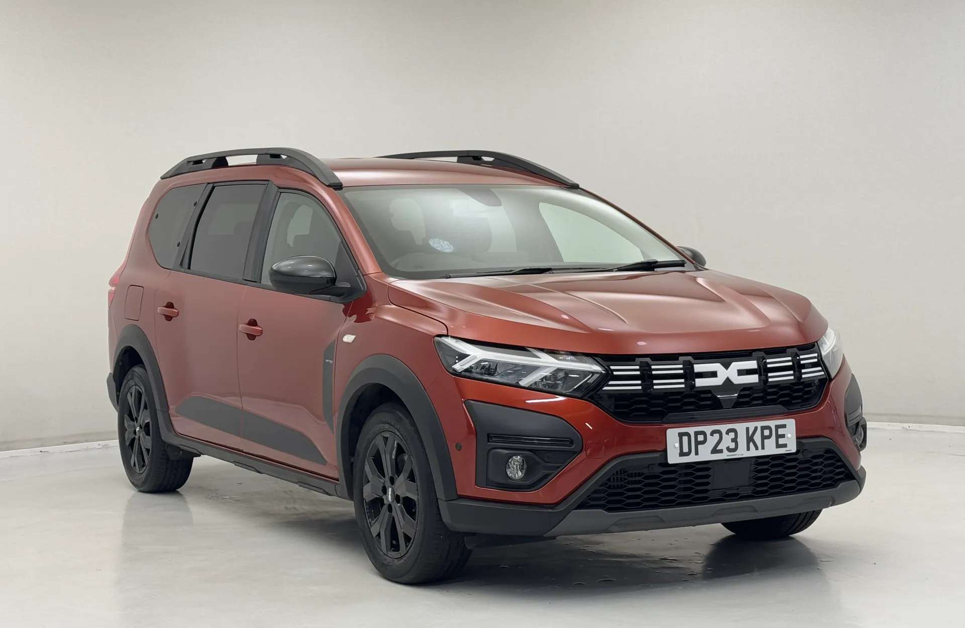 A 2023 DACIA JOGGER 1.0 TCe Extreme SE 5dr A 2023 DACIA JOGGER 1.0 TCe Extreme SE 5dr