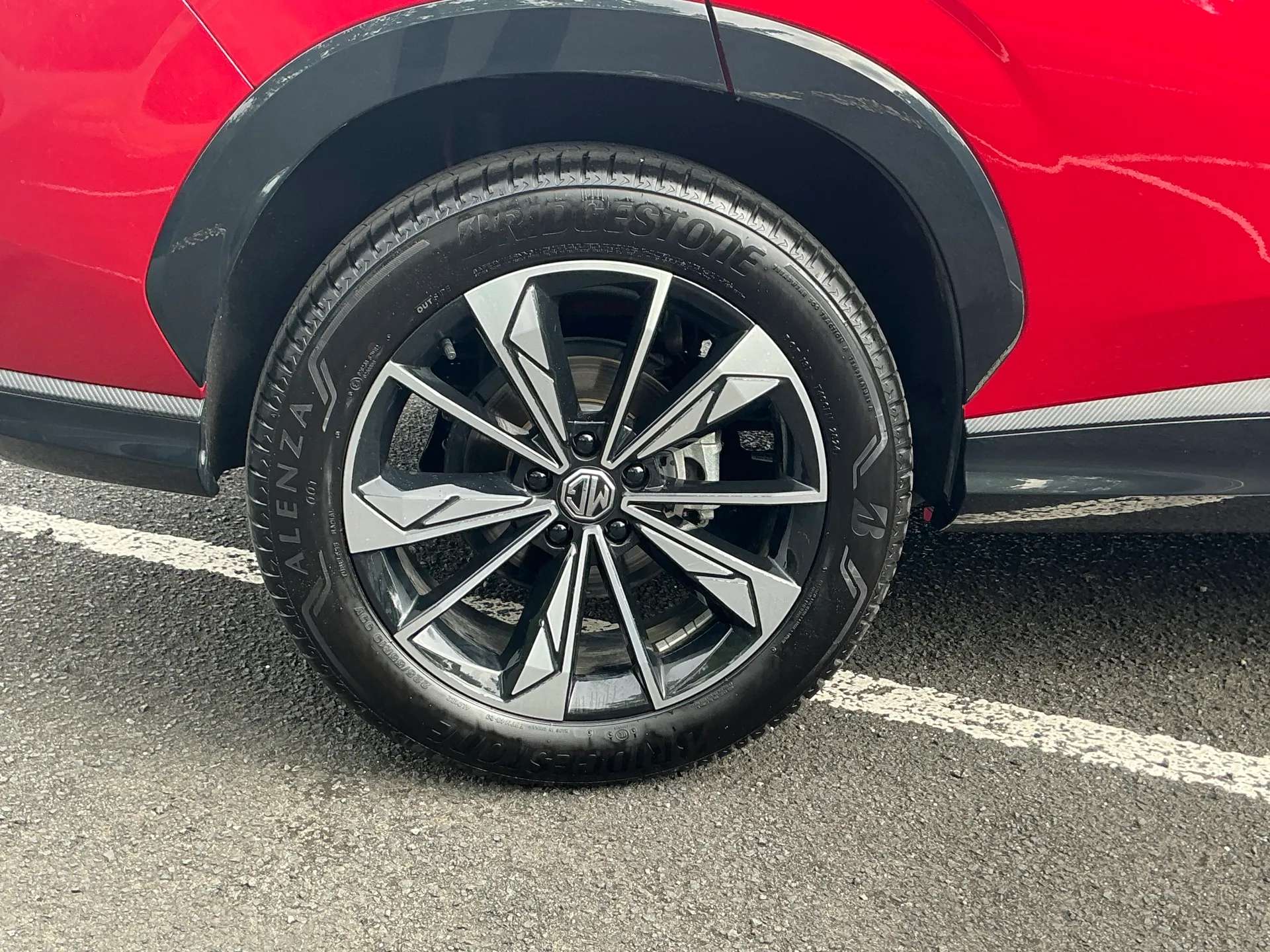 2025 MG HS 2025 MG HS