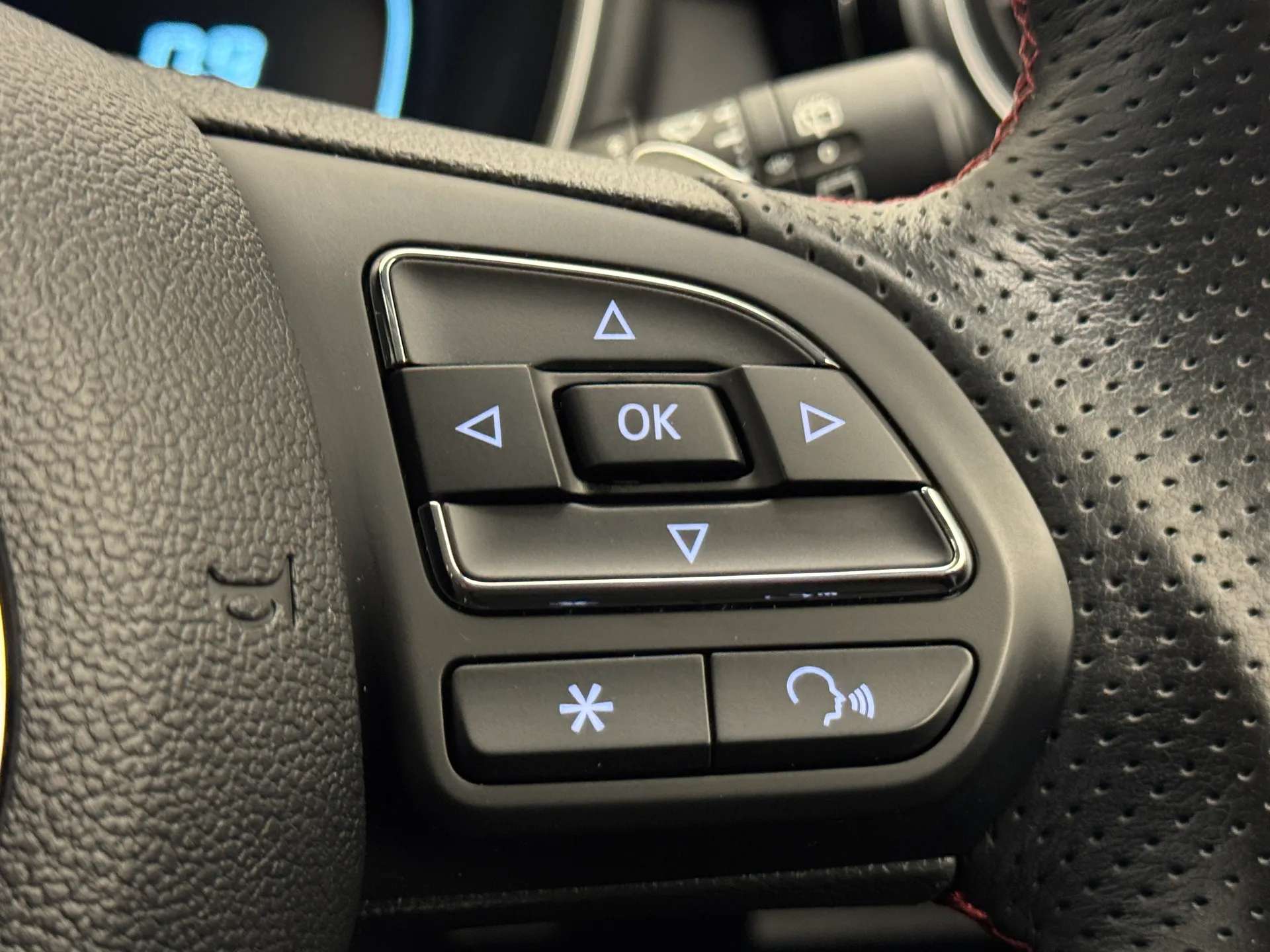 2024 MG MOTOR UK HS 2024 MG MOTOR UK HS