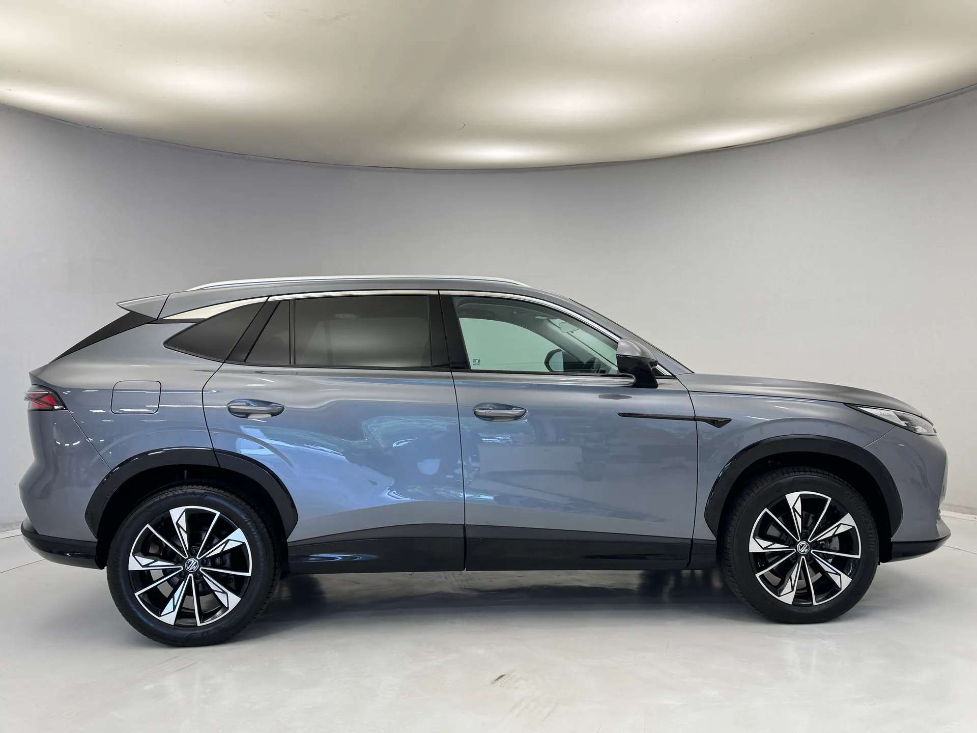 A 2024 MG HS 1.5 T-GDI Trophy 5dr DCT ð©¶ Premium / 9.9% + £500 ð©¶ A 2024 MG HS 1.5 T-GDI Trophy 5dr DCT ð©¶ Premium / 9.9% + £500 ð©¶