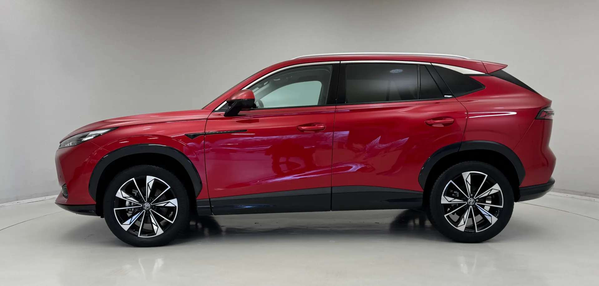 A 2025 MG MOTOR UK HS 1.5 T-GDI Trophy 5dr DCT ð¢ 8.9% and £500 off ð¢ A 2025 MG MOTOR UK HS 1.5 T-GDI Trophy 5dr DCT ð¢ 8.9% and £500 off ð¢