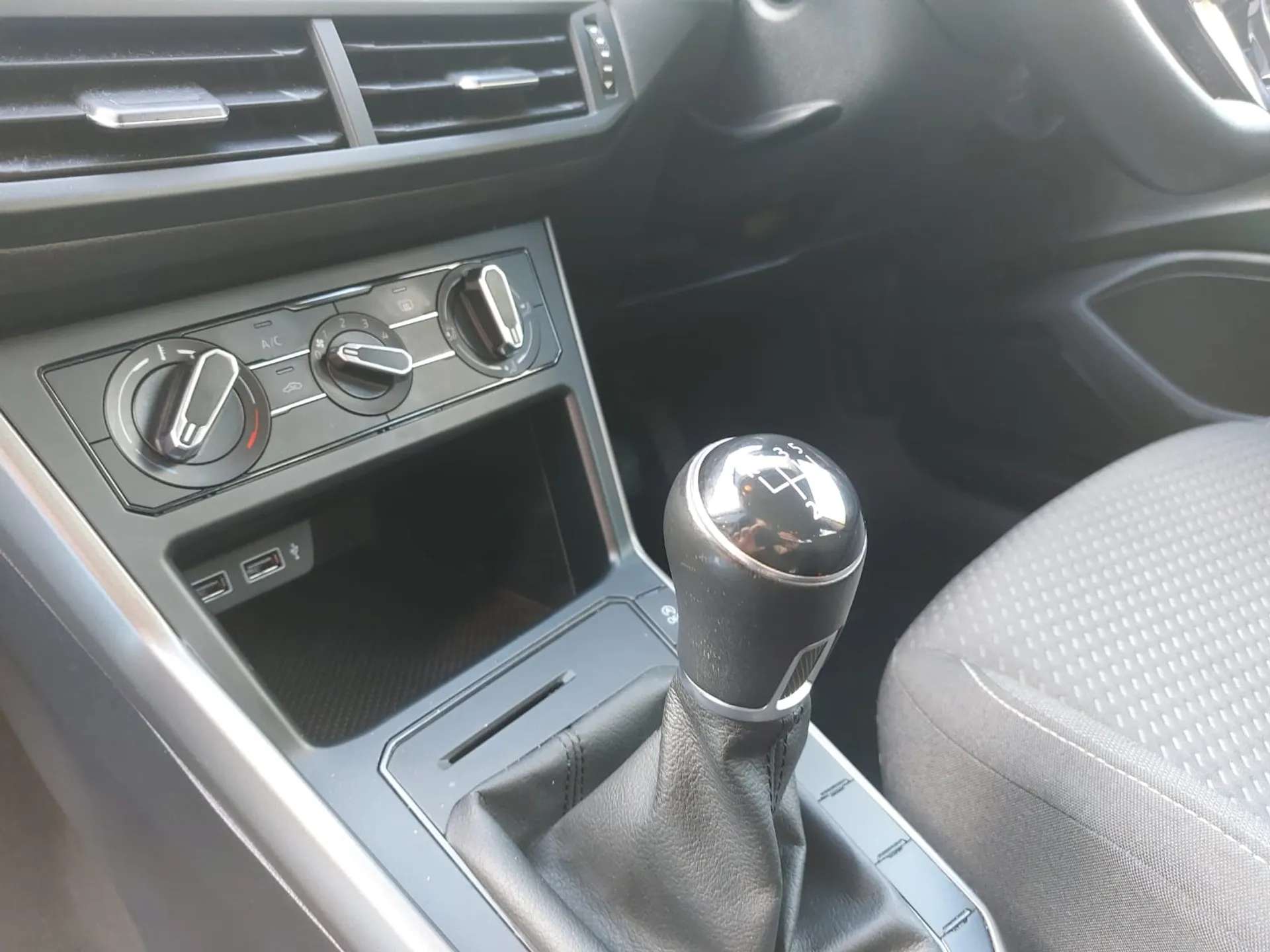 2018 VOLKSWAGEN POLO 2018 VOLKSWAGEN POLO