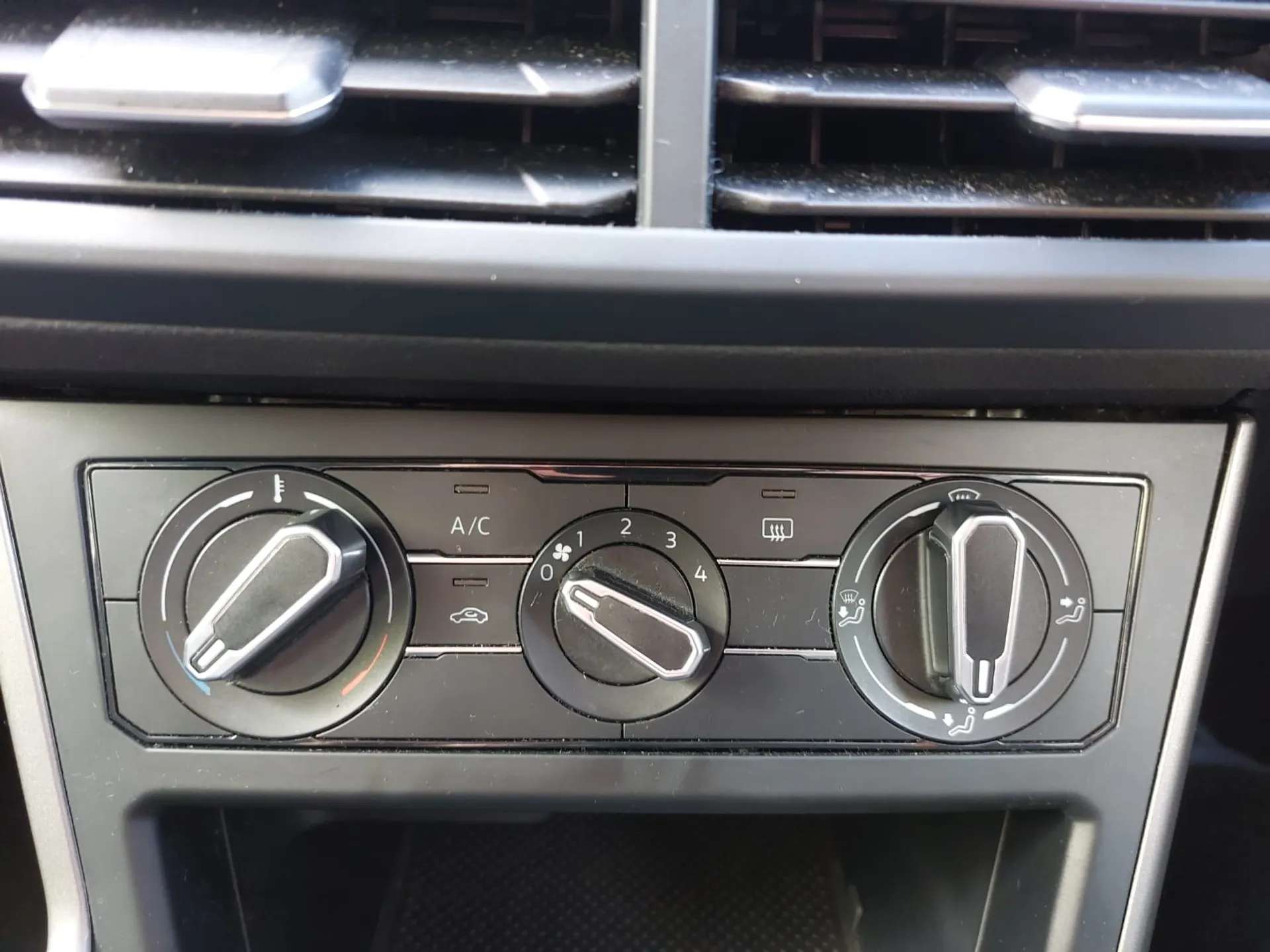 2018 VOLKSWAGEN POLO 2018 VOLKSWAGEN POLO
