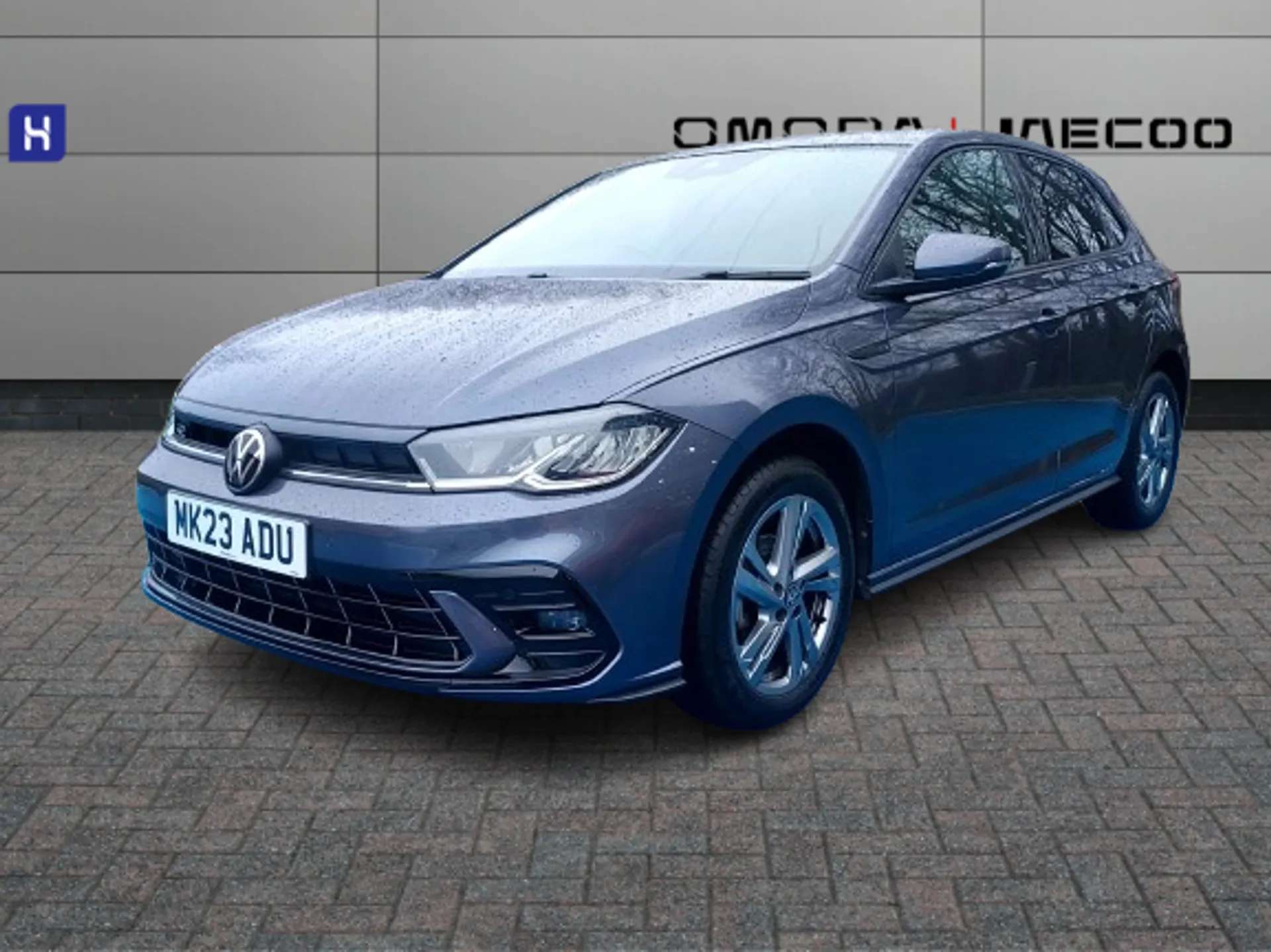 A 2023 VOLKSWAGEN POLO 1.0 TSI R-Line 5dr A 2023 VOLKSWAGEN POLO 1.0 TSI R-Line 5dr