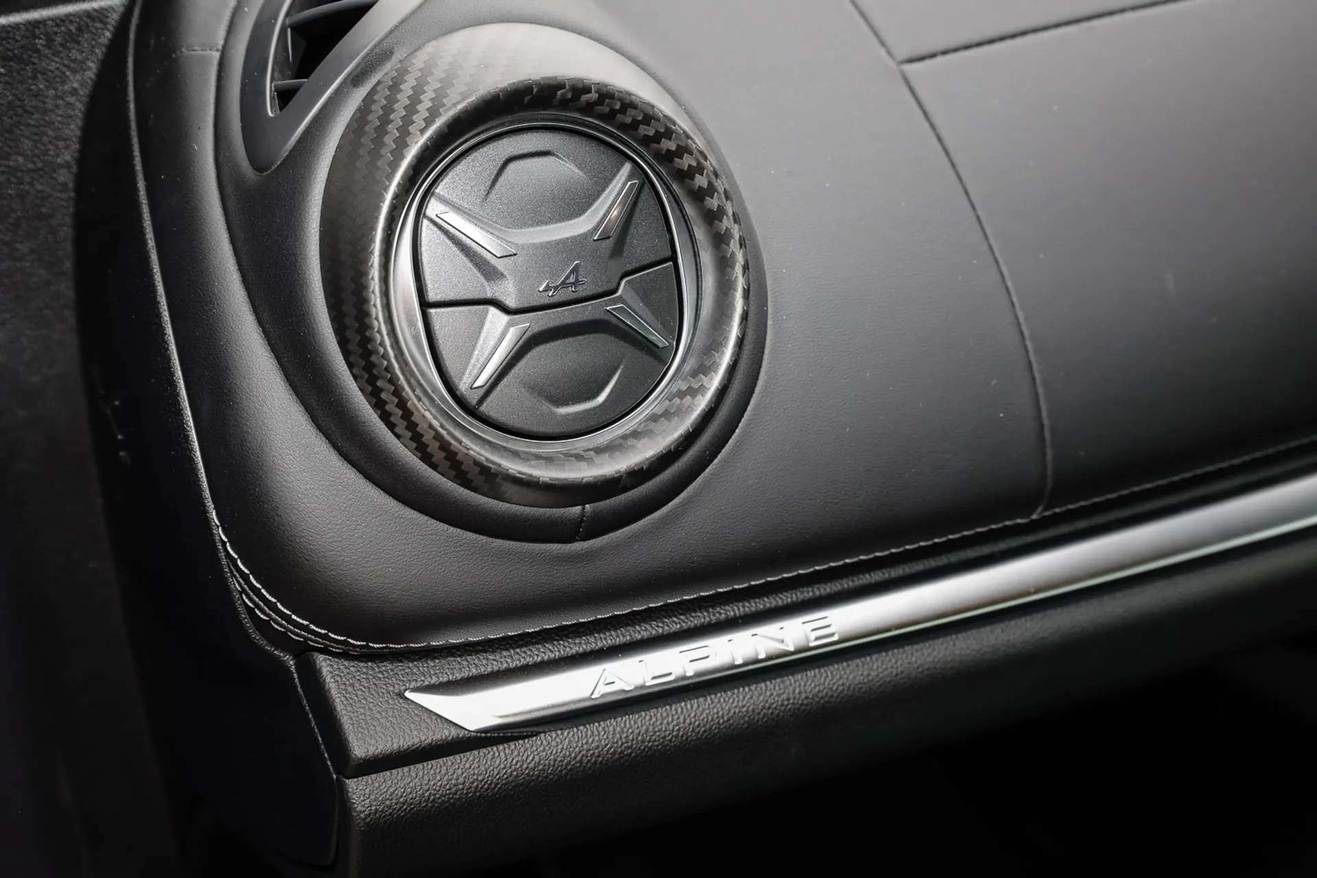 2024 ALPINE A110 2024 ALPINE A110