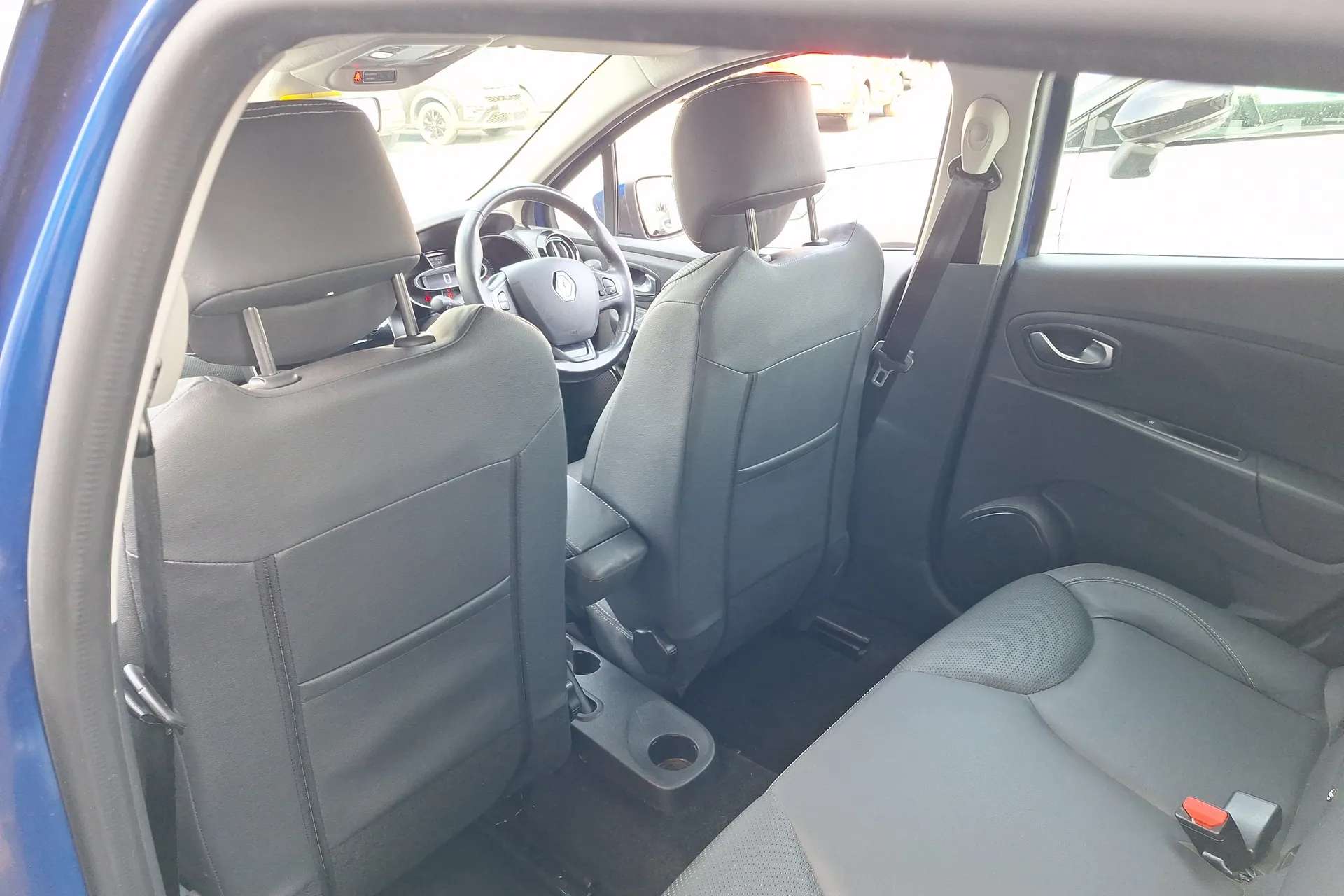2018 RENAULT CLIO 2018 RENAULT CLIO