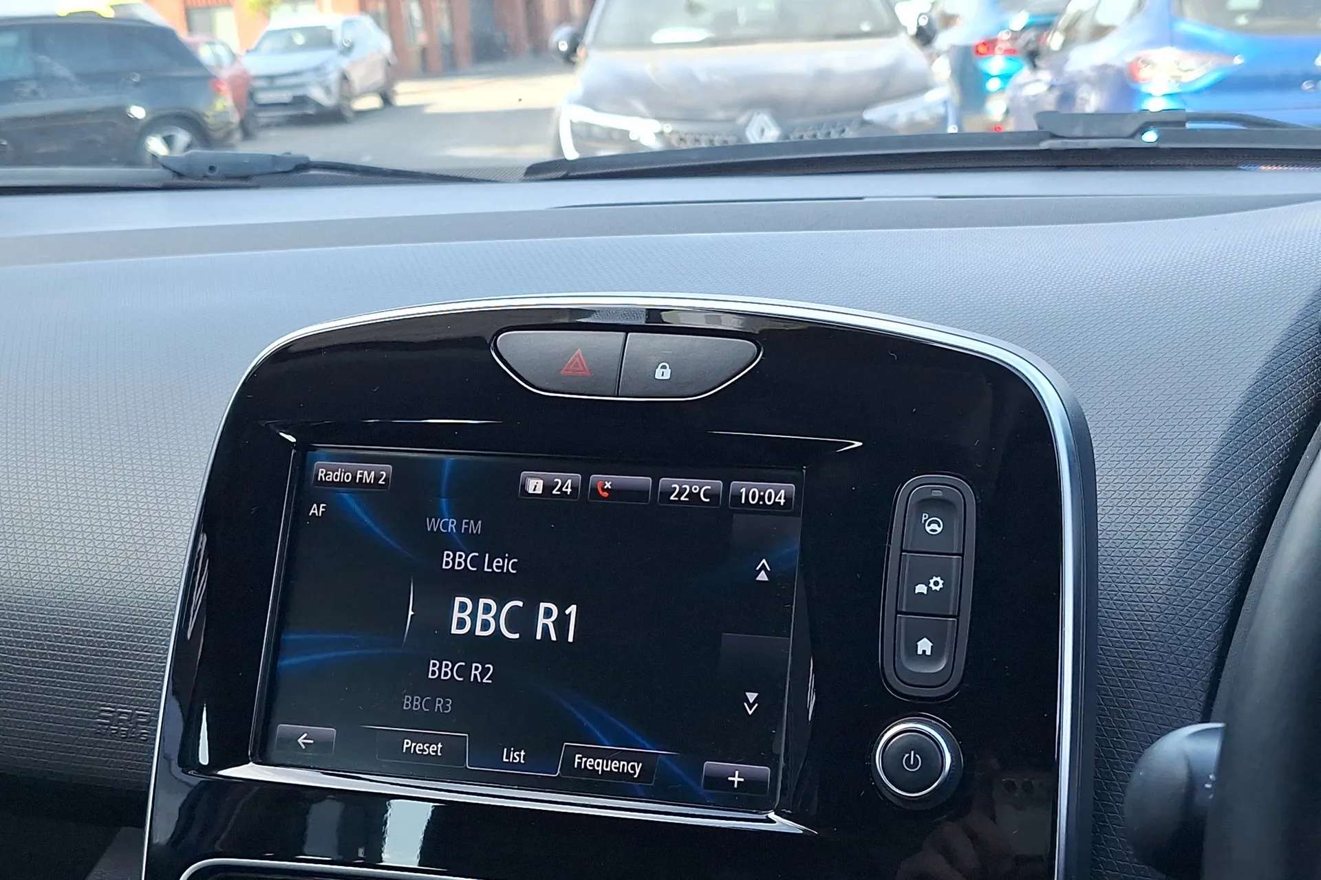 2018 RENAULT CLIO 2018 RENAULT CLIO