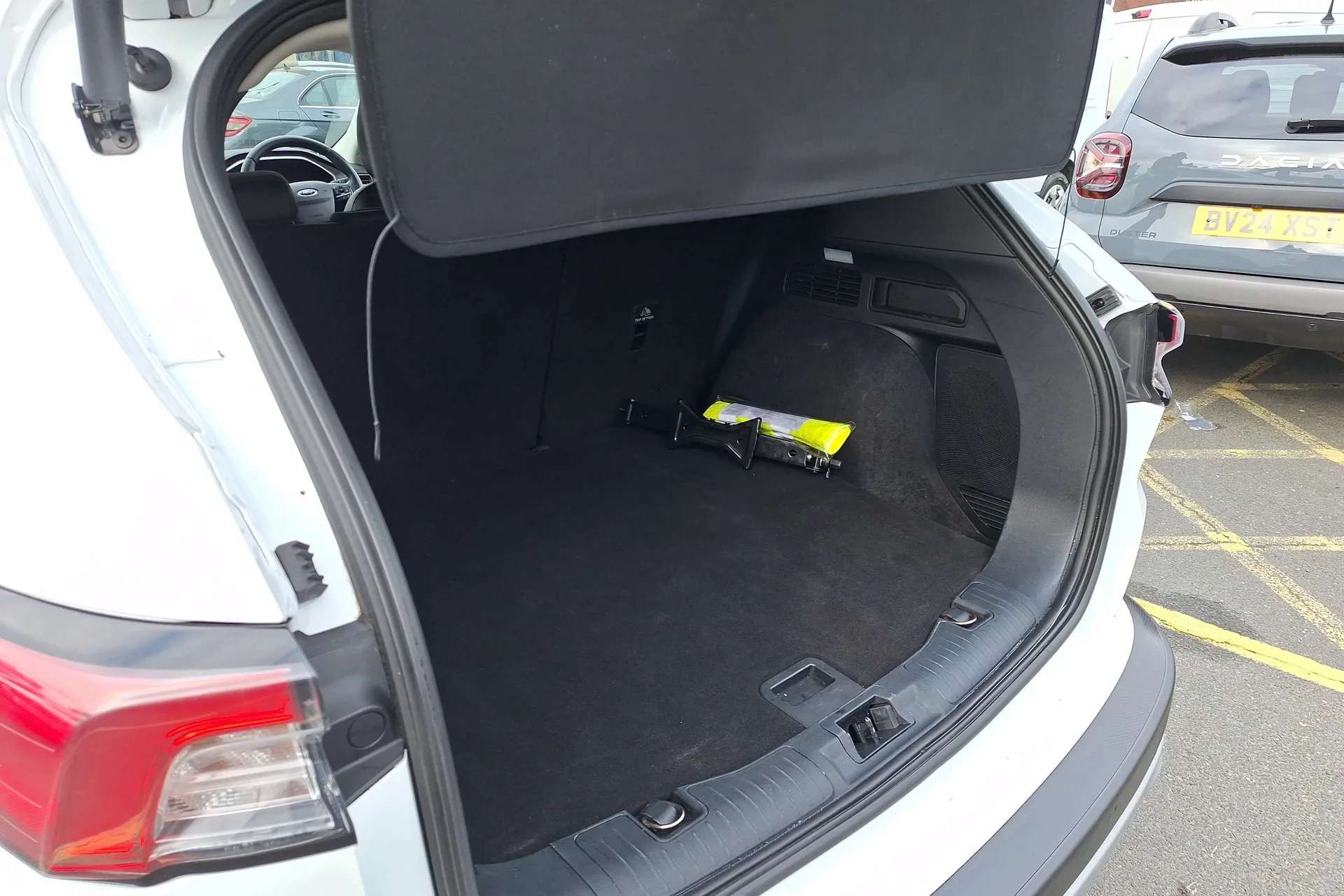 2021 FORD KUGA 2021 FORD KUGA