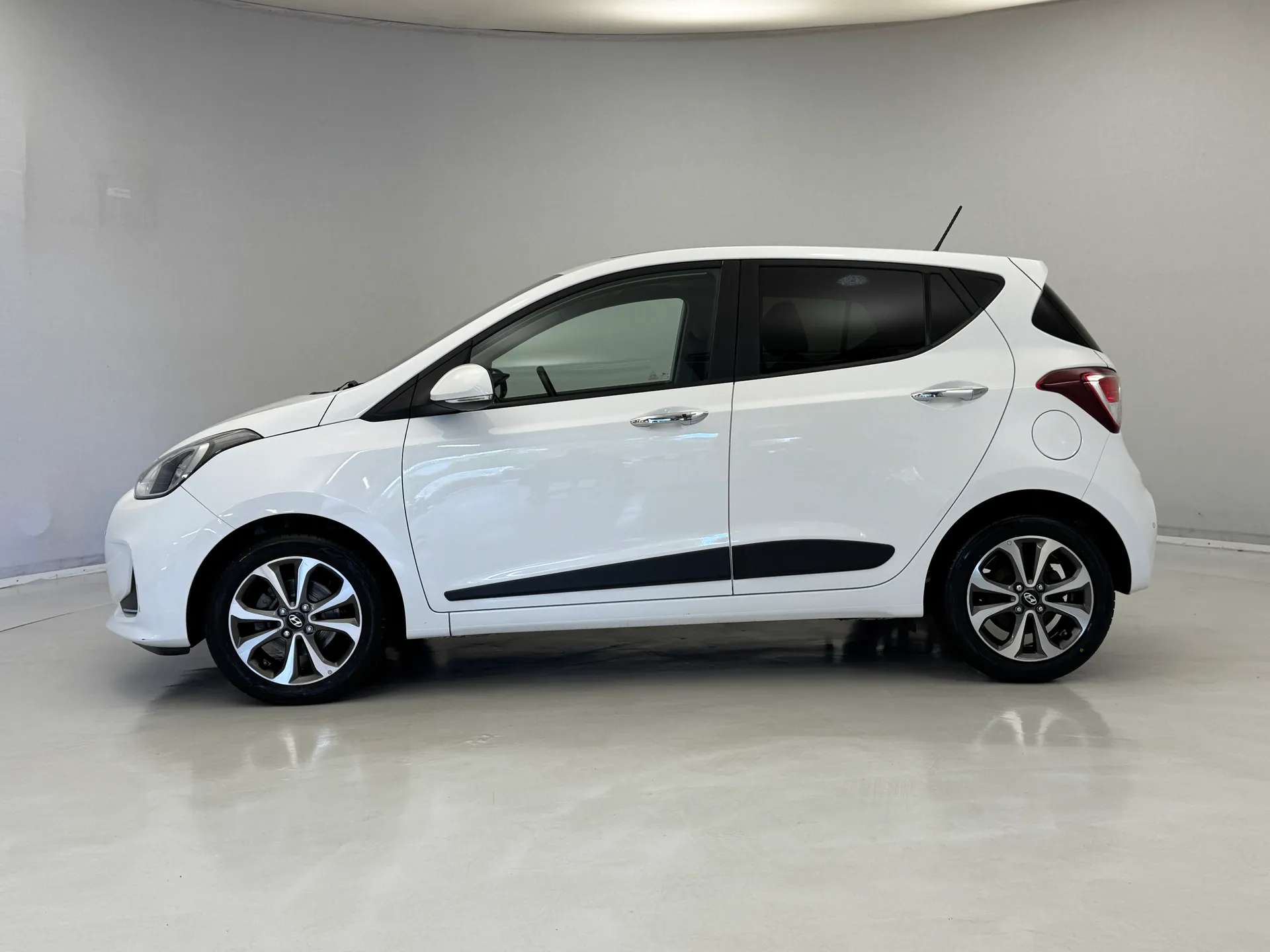 2018 HYUNDAI I10 2018 HYUNDAI I10