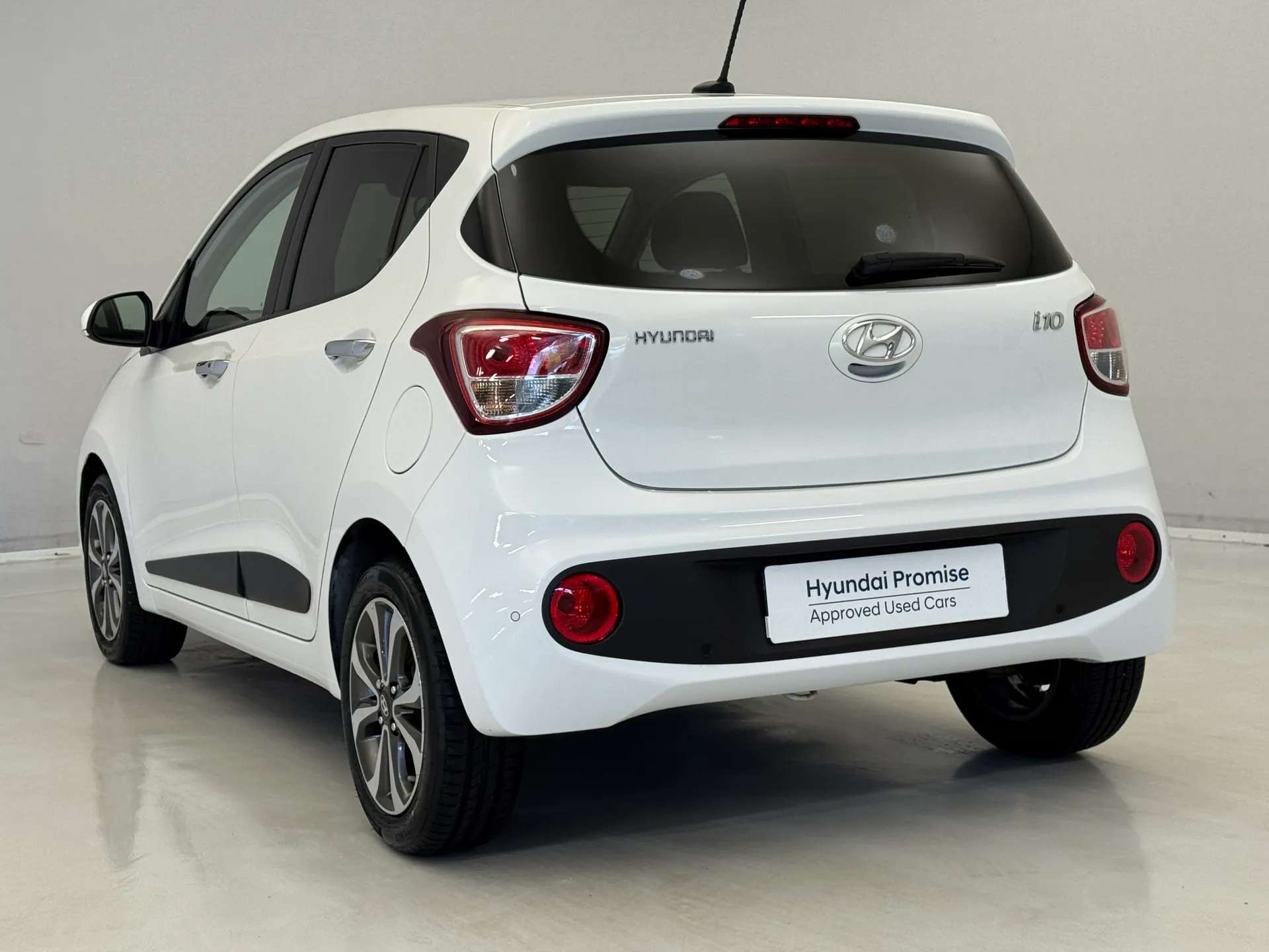 2018 HYUNDAI I10 2018 HYUNDAI I10
