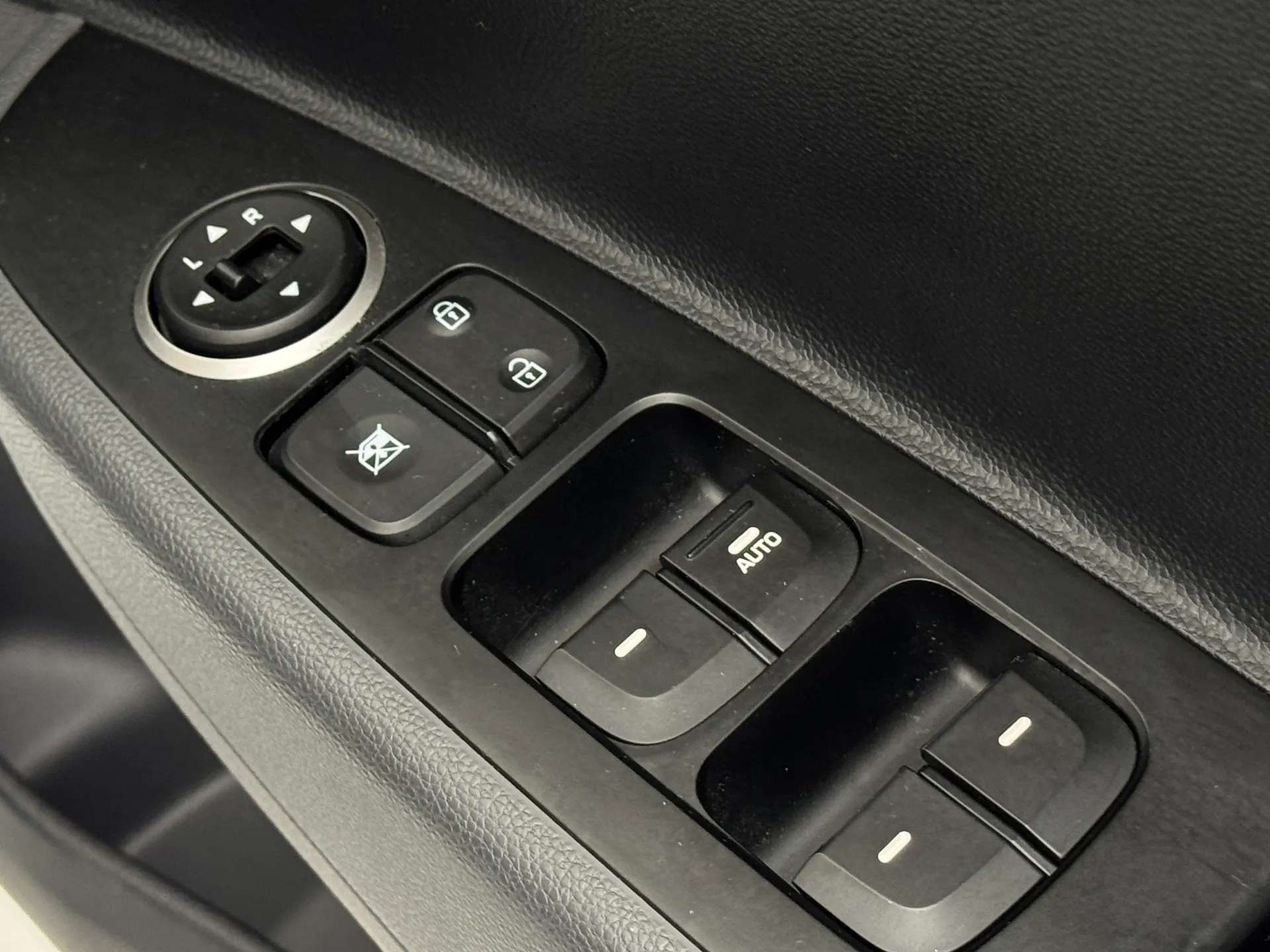 2018 HYUNDAI I10 2018 HYUNDAI I10