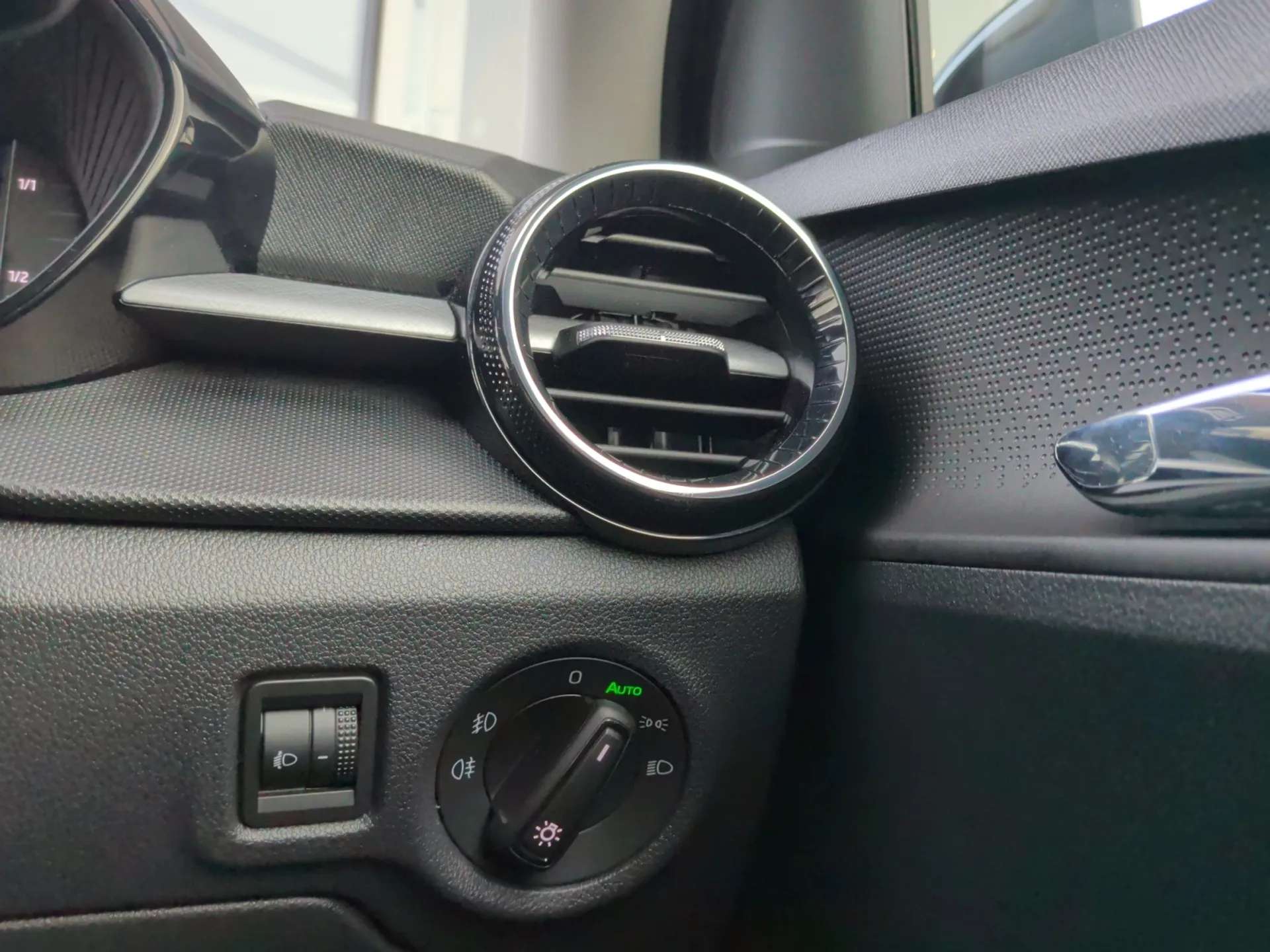 2023 SKODA FABIA 2023 SKODA FABIA