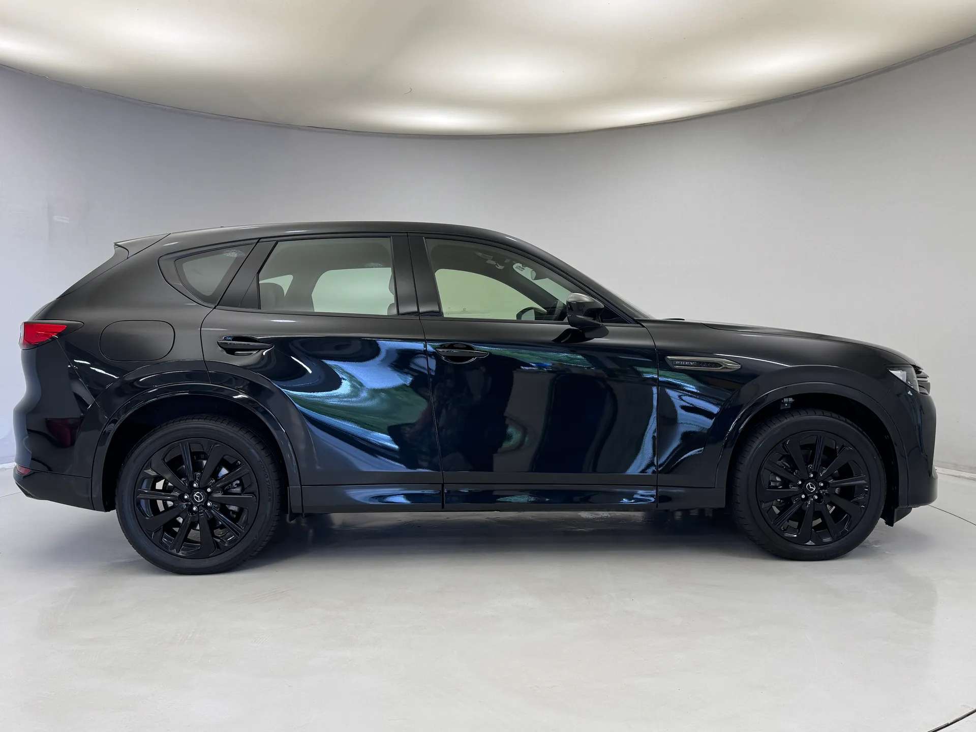 A 2025 MAZDA CX-60 2.5 PHEV Homura 5dr Auto A 2025 MAZDA CX-60 2.5 PHEV Homura 5dr Auto
