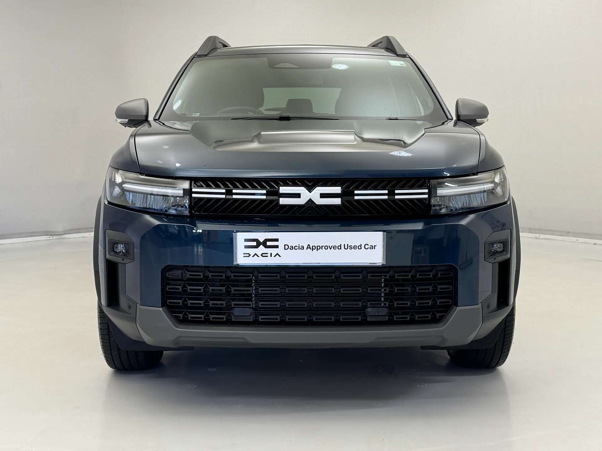 A 2025 DACIA BIGSTER 1.8 Hybrid 155 Journey 5dr Auto A 2025 DACIA BIGSTER 1.8 Hybrid 155 Journey 5dr Auto