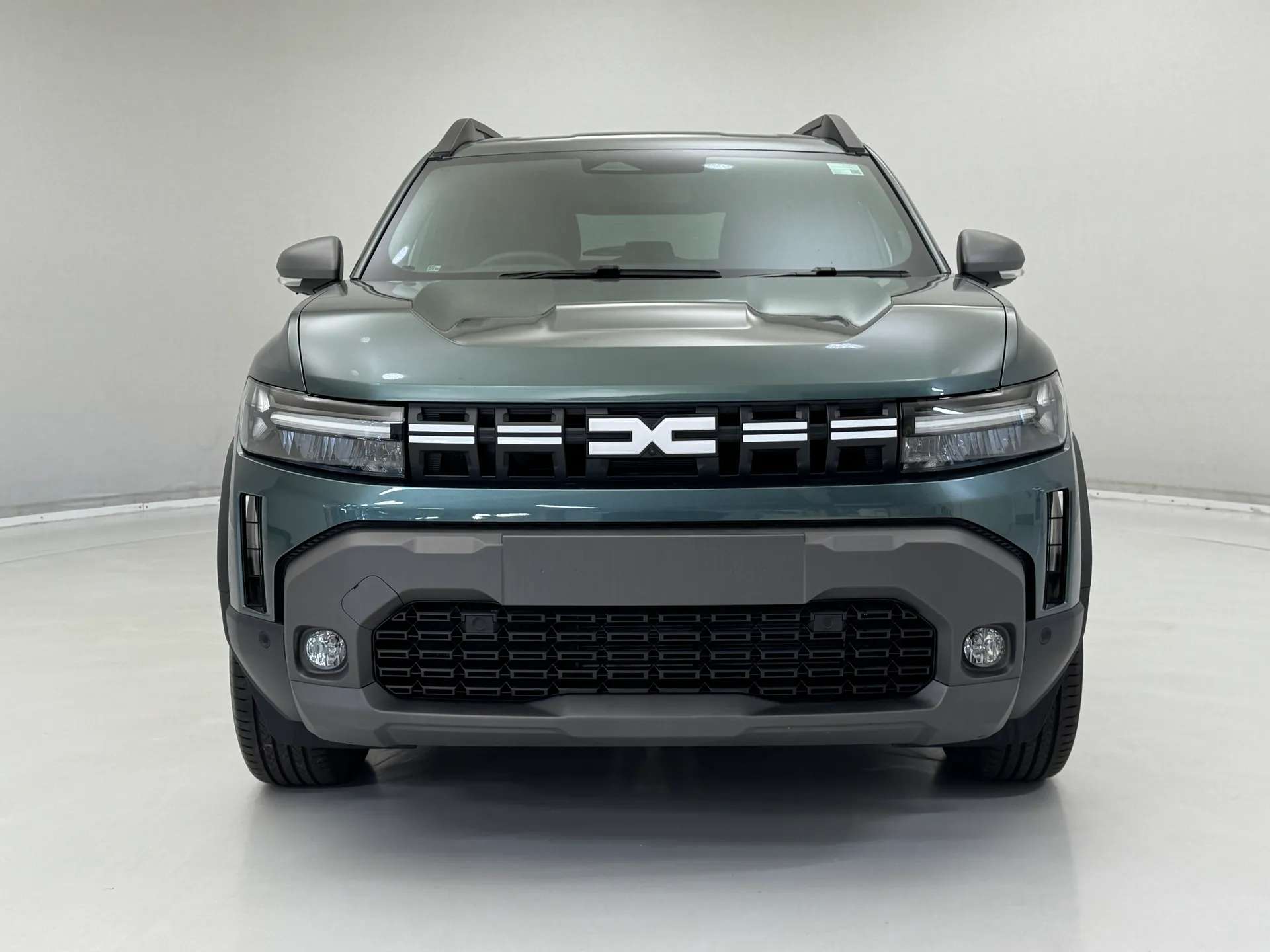 A 2025 DACIA DUSTER 1.6 Hybrid 140 Journey 5dr Auto A 2025 DACIA DUSTER 1.6 Hybrid 140 Journey 5dr Auto