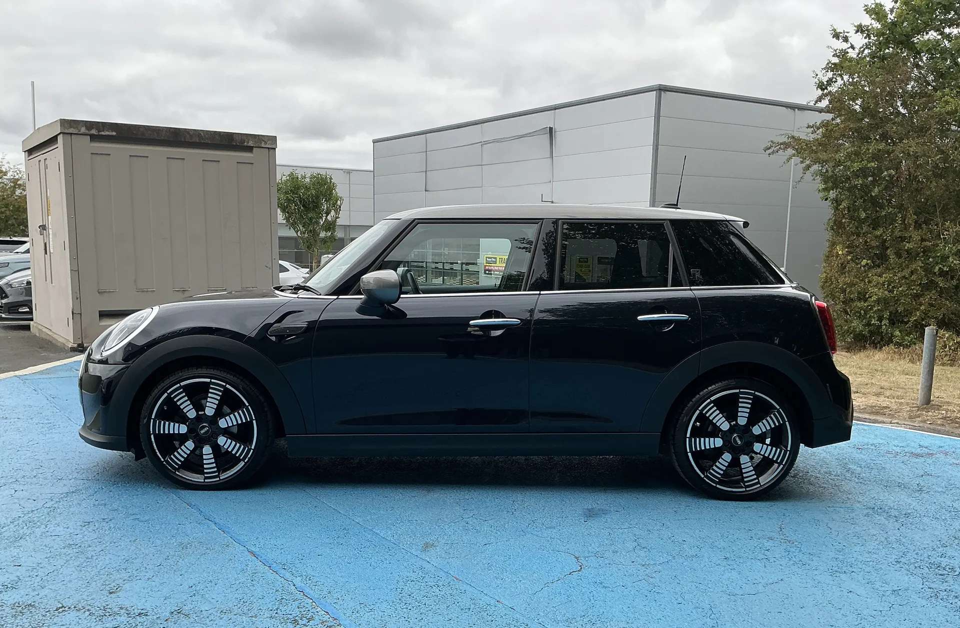 2023 MINI COOPER 2023 MINI COOPER