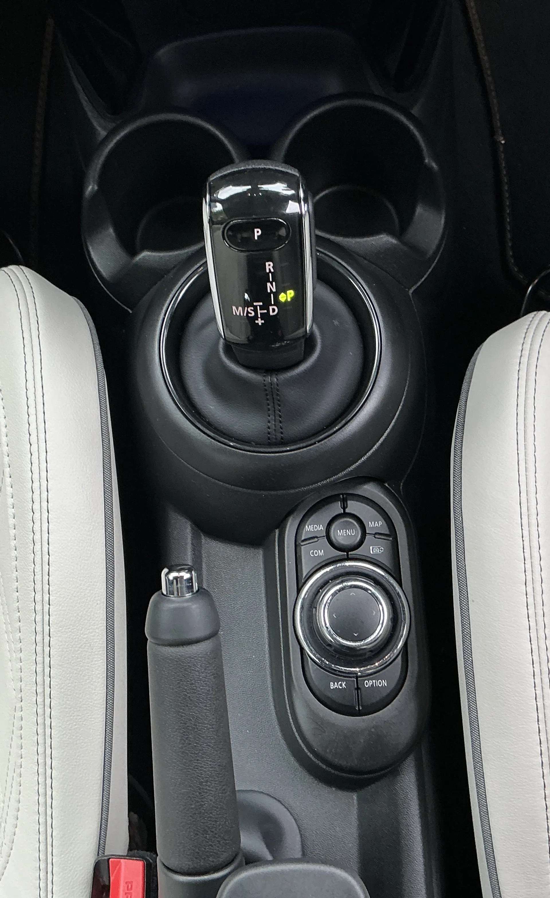 2023 MINI COOPER 2023 MINI COOPER