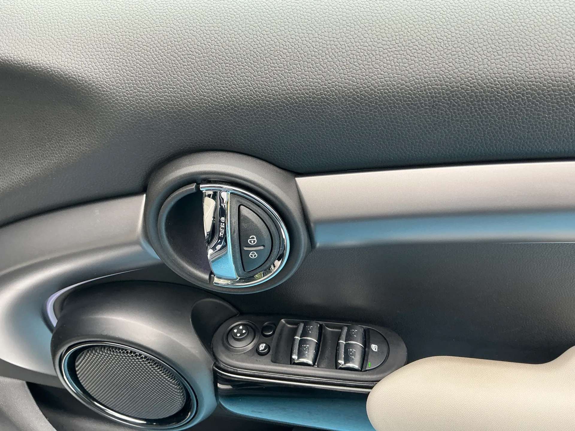 2023 MINI COOPER 2023 MINI COOPER