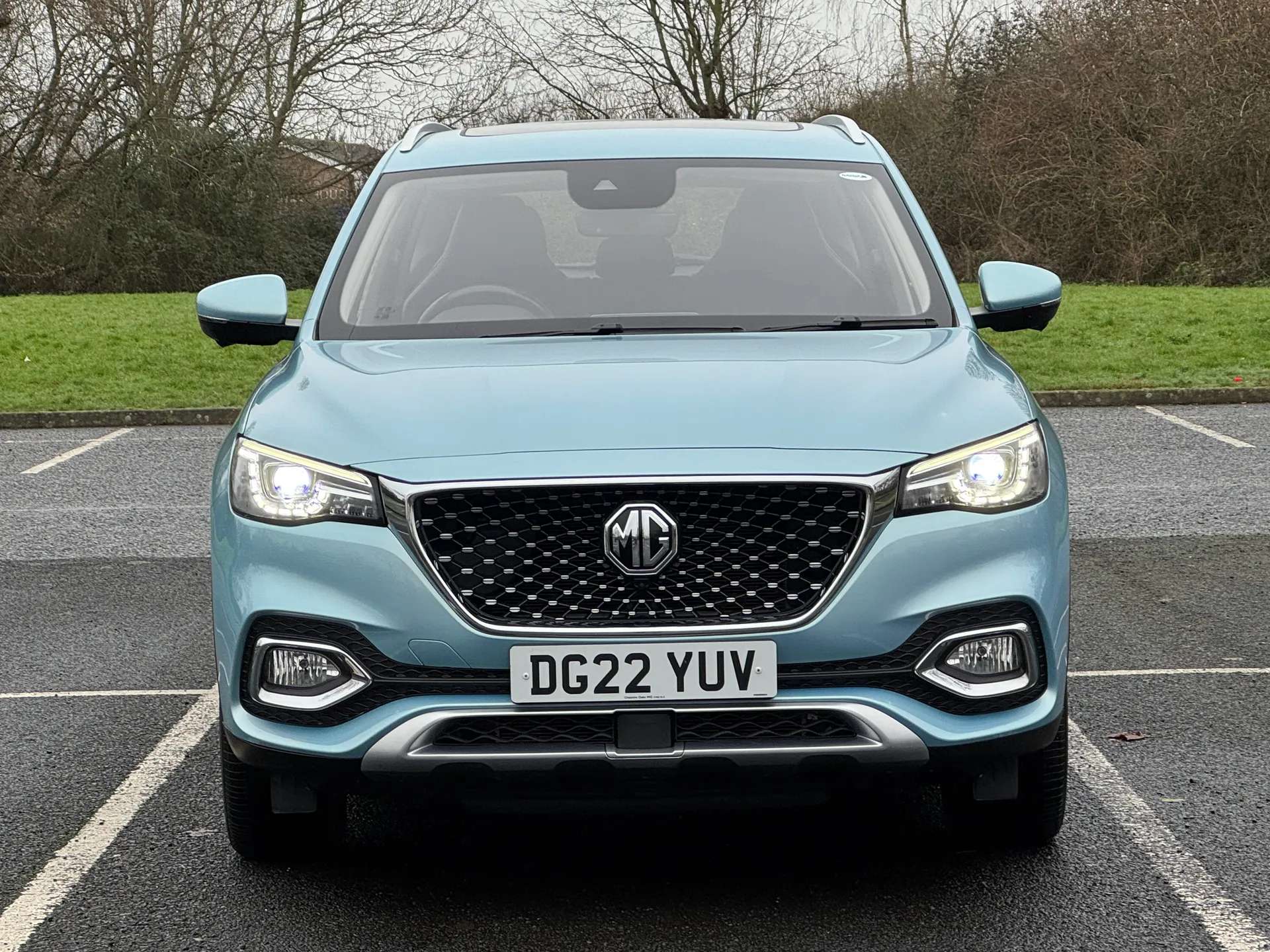 A 2022 MG MOTOR UK HS 1.5 T-GDI PHEV Exclusive 5dr Auto A 2022 MG MOTOR UK HS 1.5 T-GDI PHEV Exclusive 5dr Auto