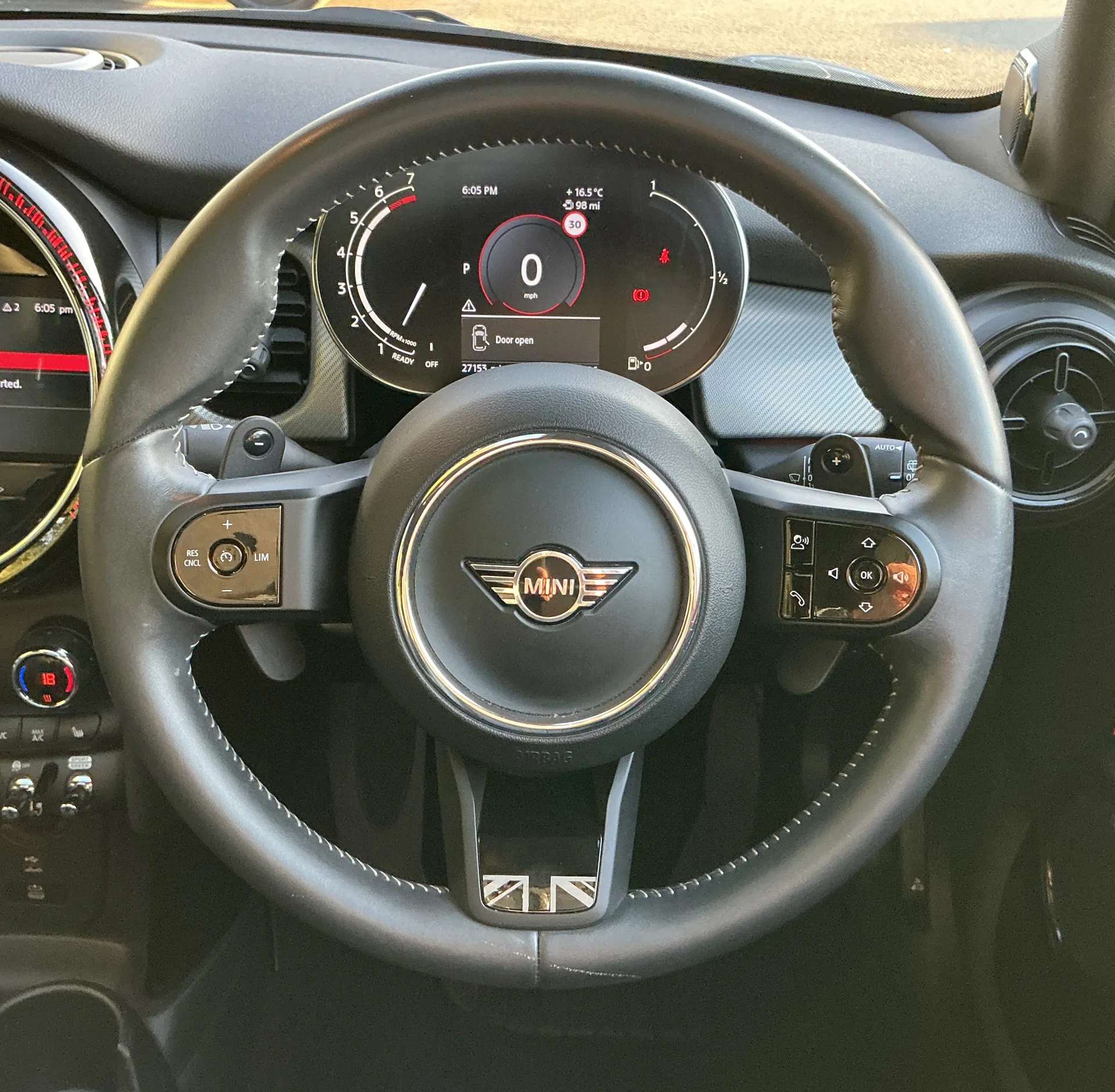2023 MINI COOPER 2023 MINI COOPER