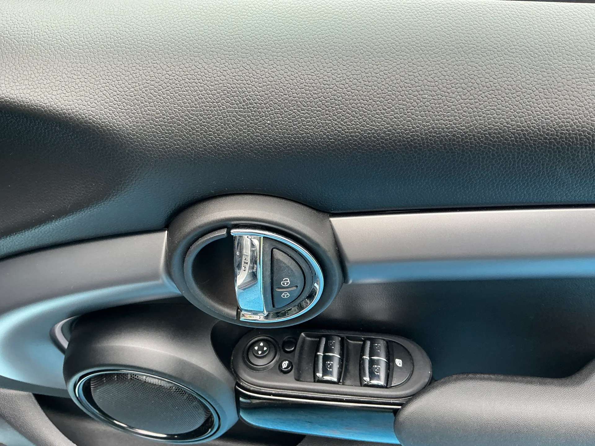 2023 MINI COOPER 2023 MINI COOPER