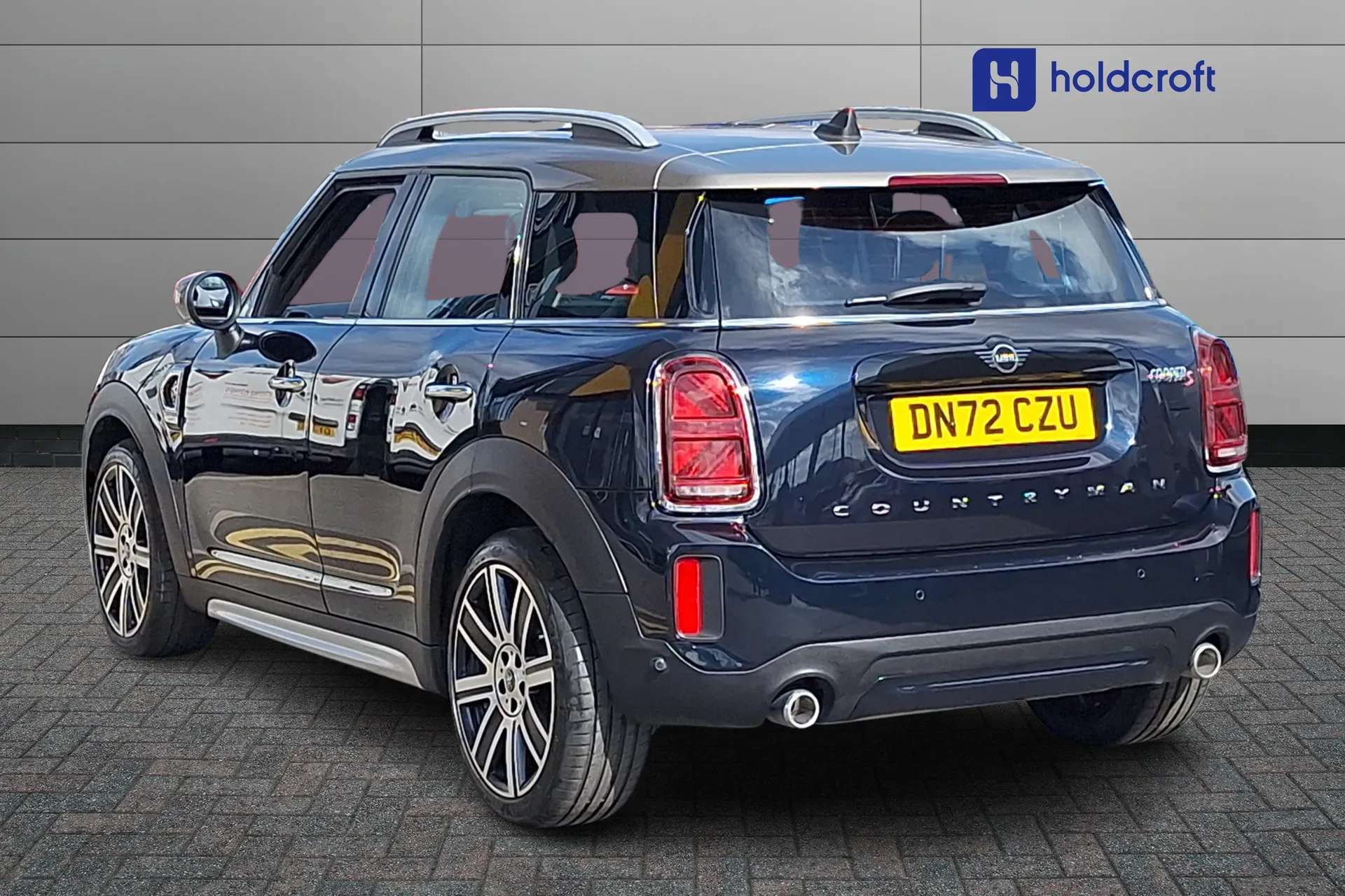 A 2022 MINI COUNTRYMAN 2.0 Cooper S Exclusive 5dr Auto A 2022 MINI COUNTRYMAN 2.0 Cooper S Exclusive 5dr Auto