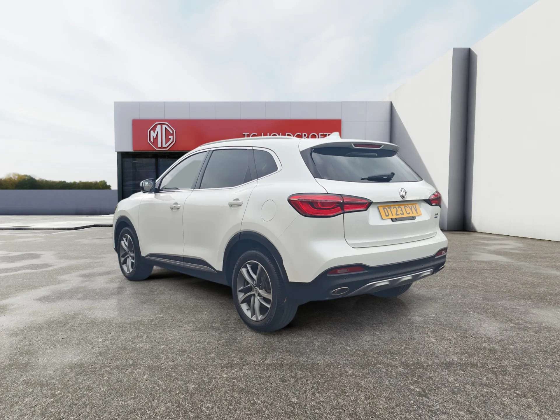 A 2023 MG HS 1.5 T-GDI PHEV Exclusive 5dr Auto A 2023 MG HS 1.5 T-GDI PHEV Exclusive 5dr Auto