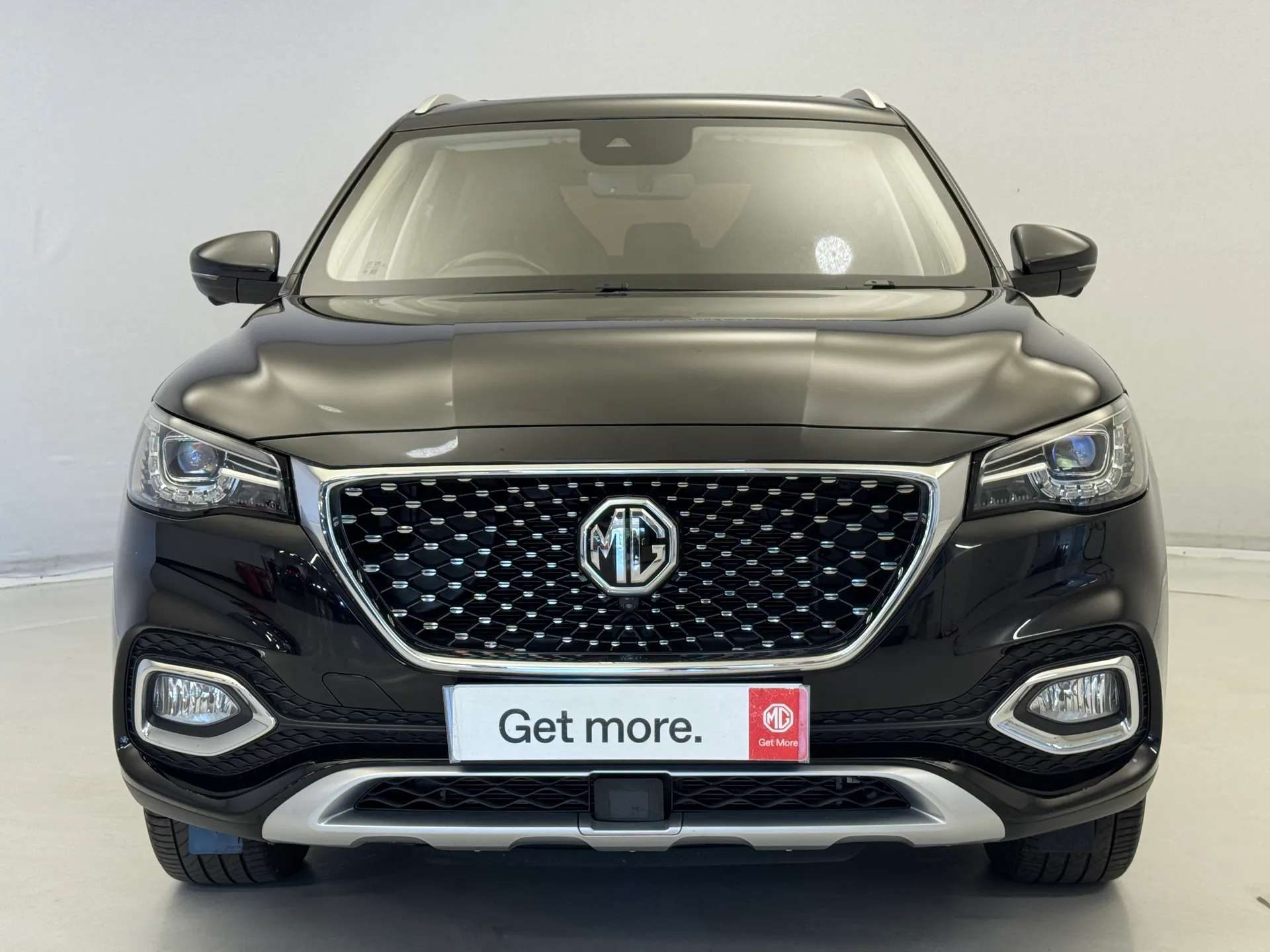 A 2022 MG HS 1.5 T-GDI PHEV Exclusive 5dr Auto A 2022 MG HS 1.5 T-GDI PHEV Exclusive 5dr Auto