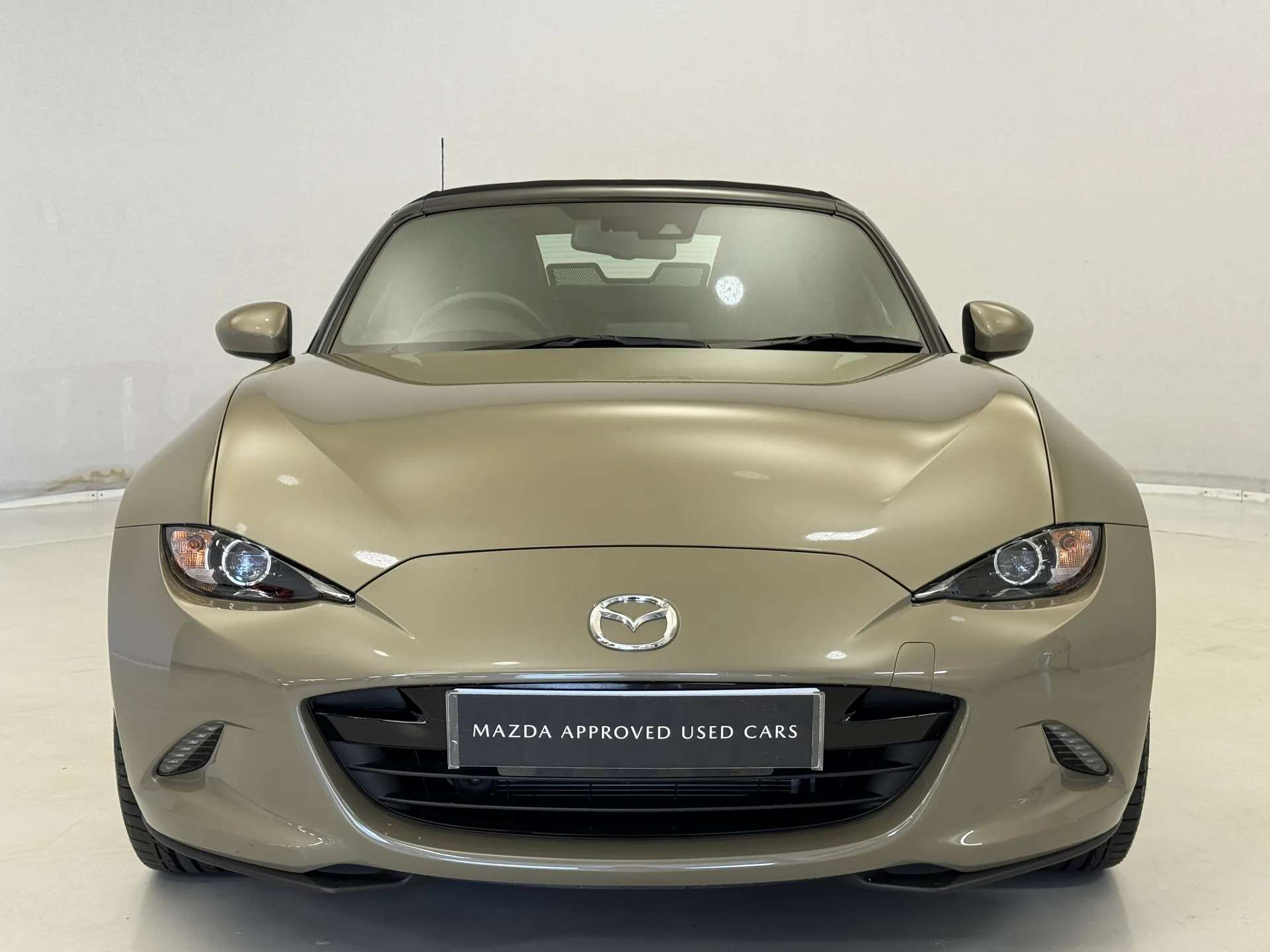 2023 MAZDA MX-5 2023 MAZDA MX-5