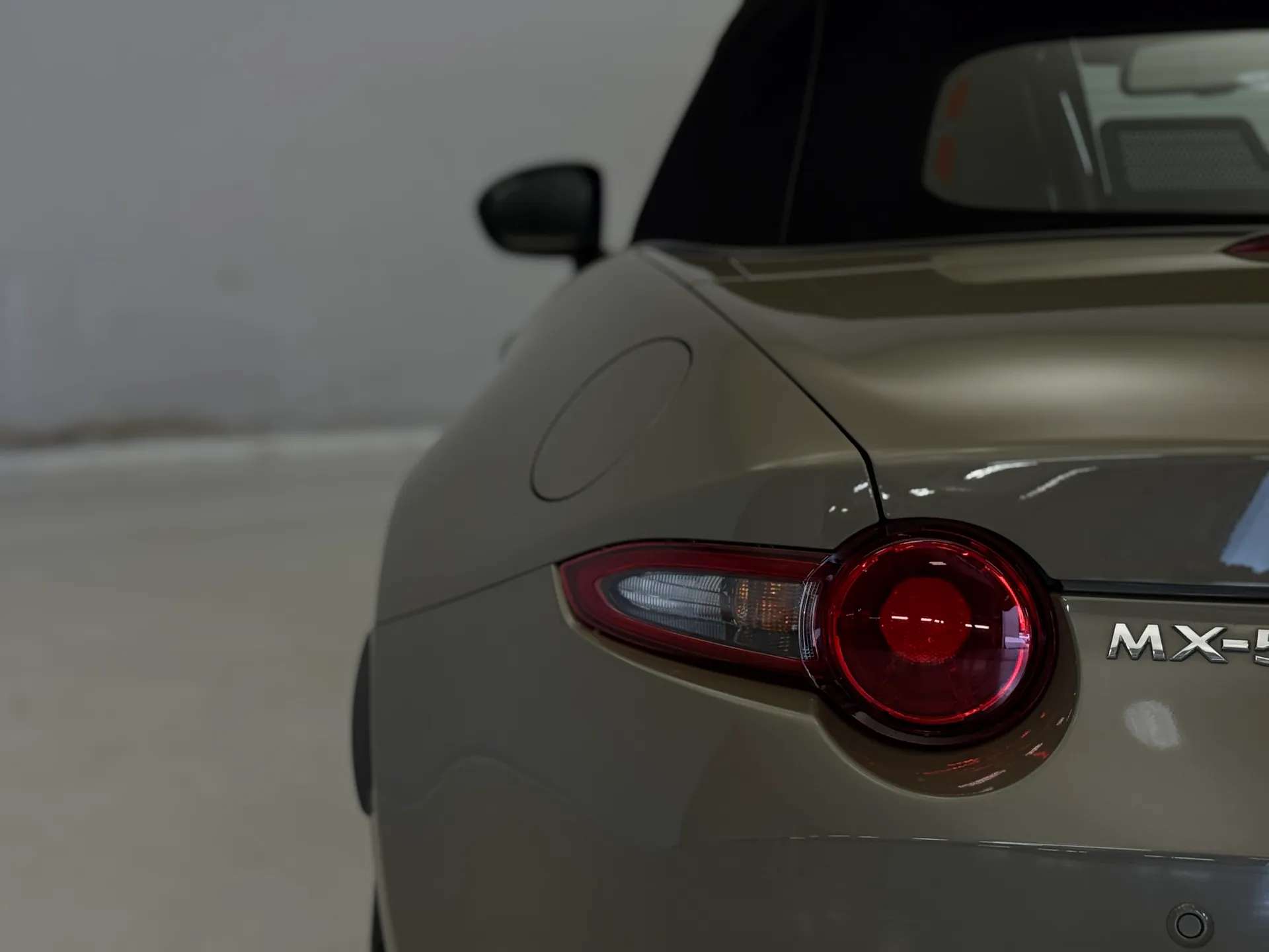2023 MAZDA MX-5 2023 MAZDA MX-5