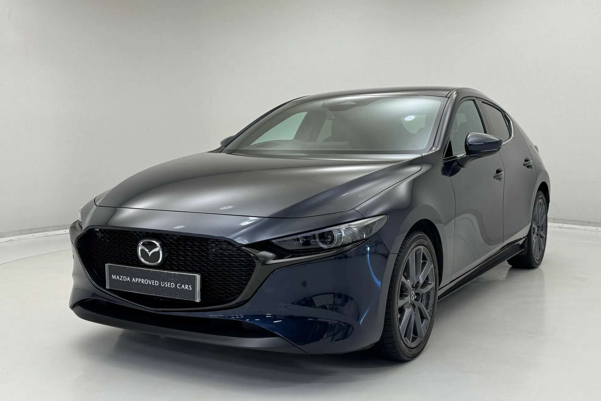 A 2024 MAZDA MAZDA3 2.0 e-Skyactiv G MHEV Exclusive-Line 5dr A 2024 MAZDA MAZDA3 2.0 e-Skyactiv G MHEV Exclusive-Line 5dr