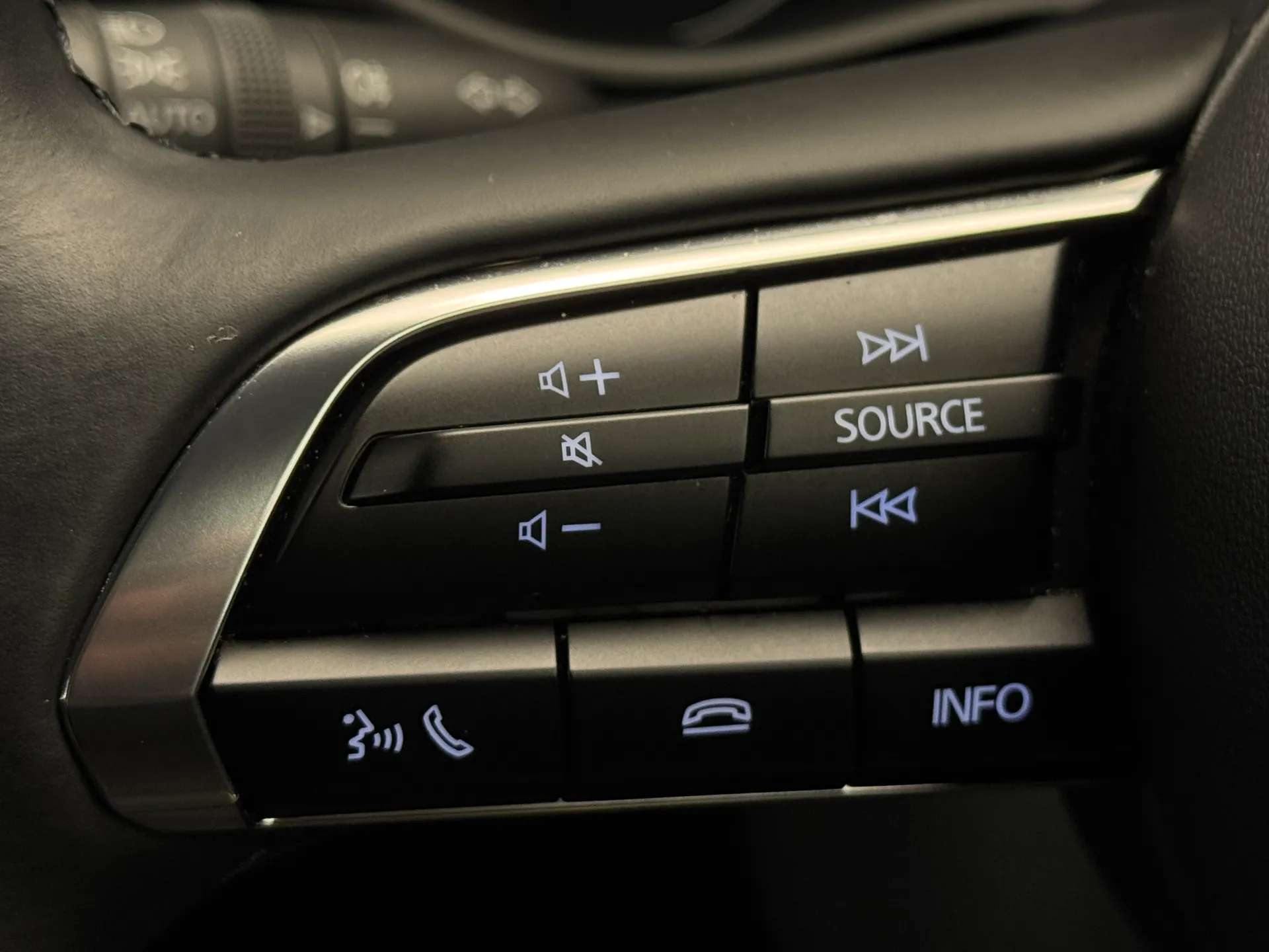 2024 MAZDA MAZDA3 2024 MAZDA MAZDA3