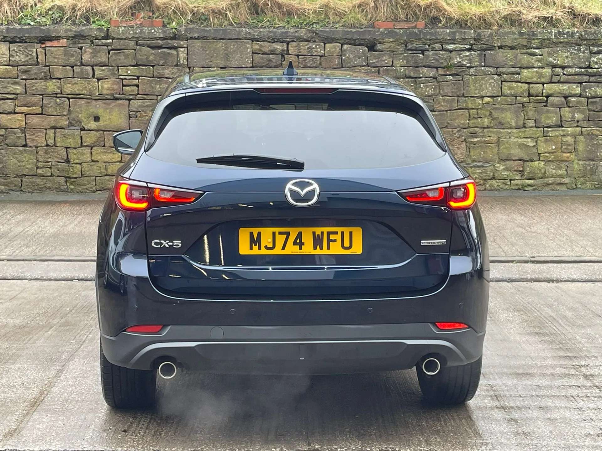 A 2024 MAZDA CX-5 2.0 e-Skyactiv G MHEV Exclusive-Line 5dr A 2024 MAZDA CX-5 2.0 e-Skyactiv G MHEV Exclusive-Line 5dr